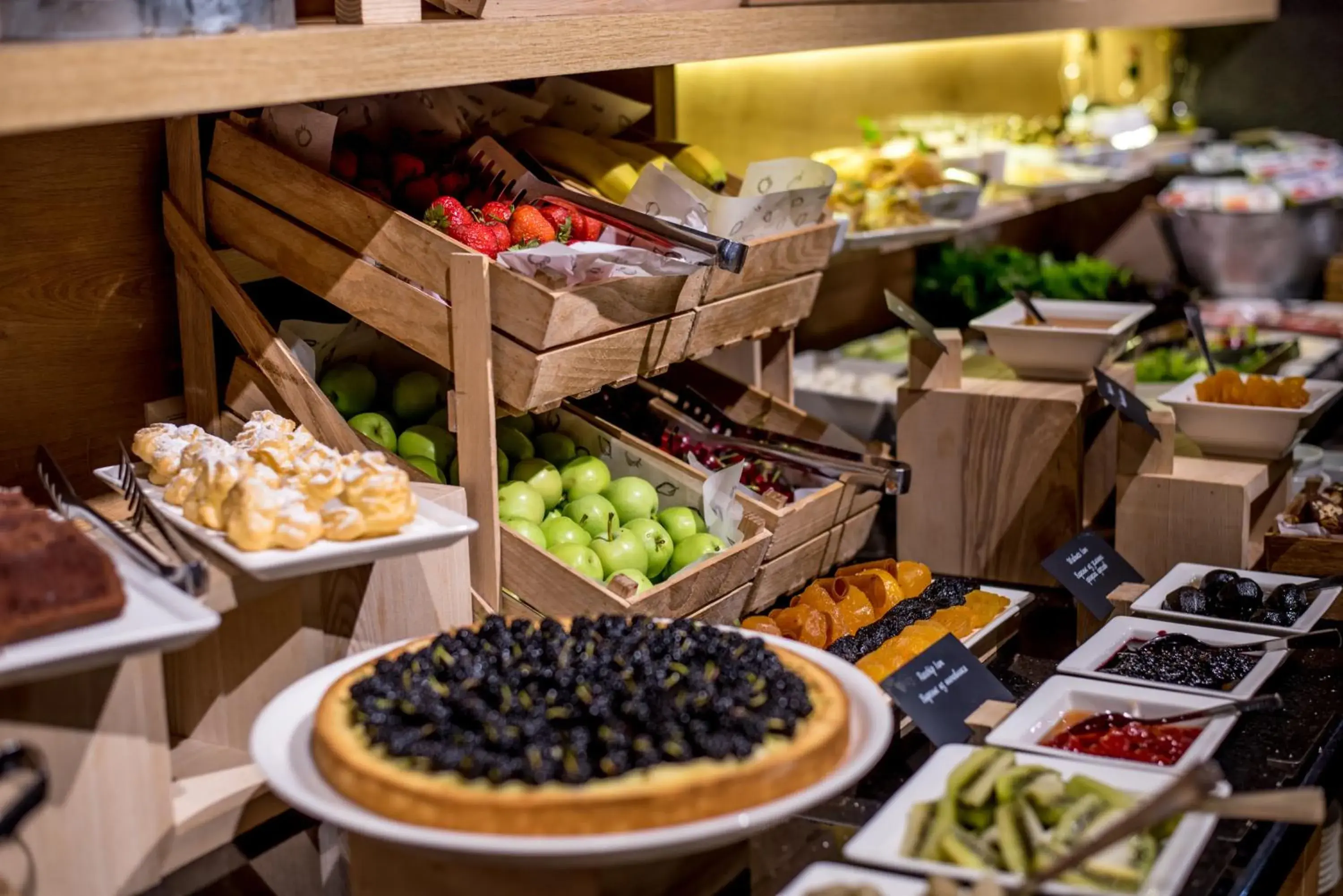 Buffet breakfast in Republica Hotel Yerevan Buffet breakfast in Republica Hotel Yerevan