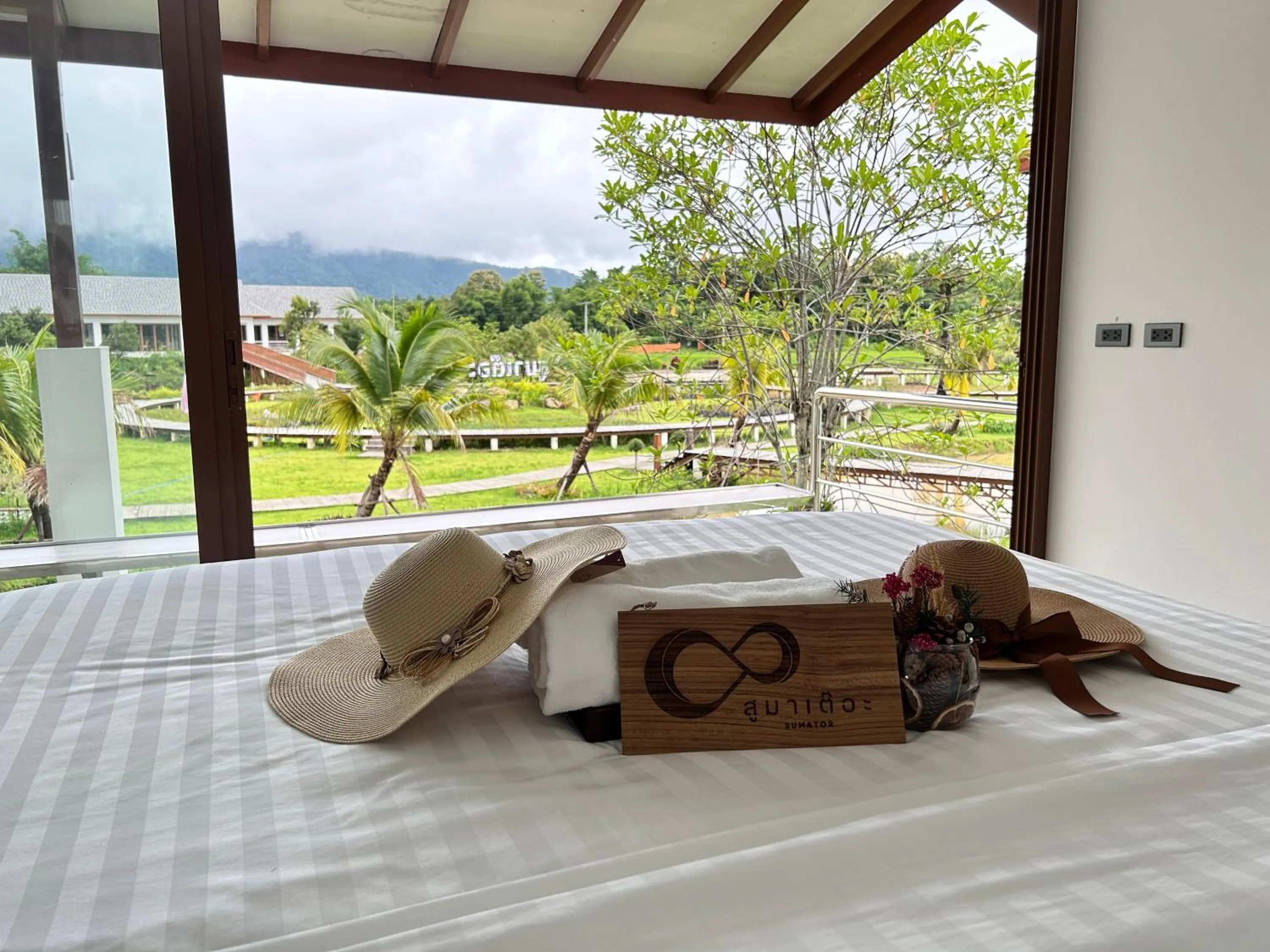 View (from property/room), Bed in Sumator Resort Chiangrai สูมาเต๊อะ รีสอร์ท เชียงราย
