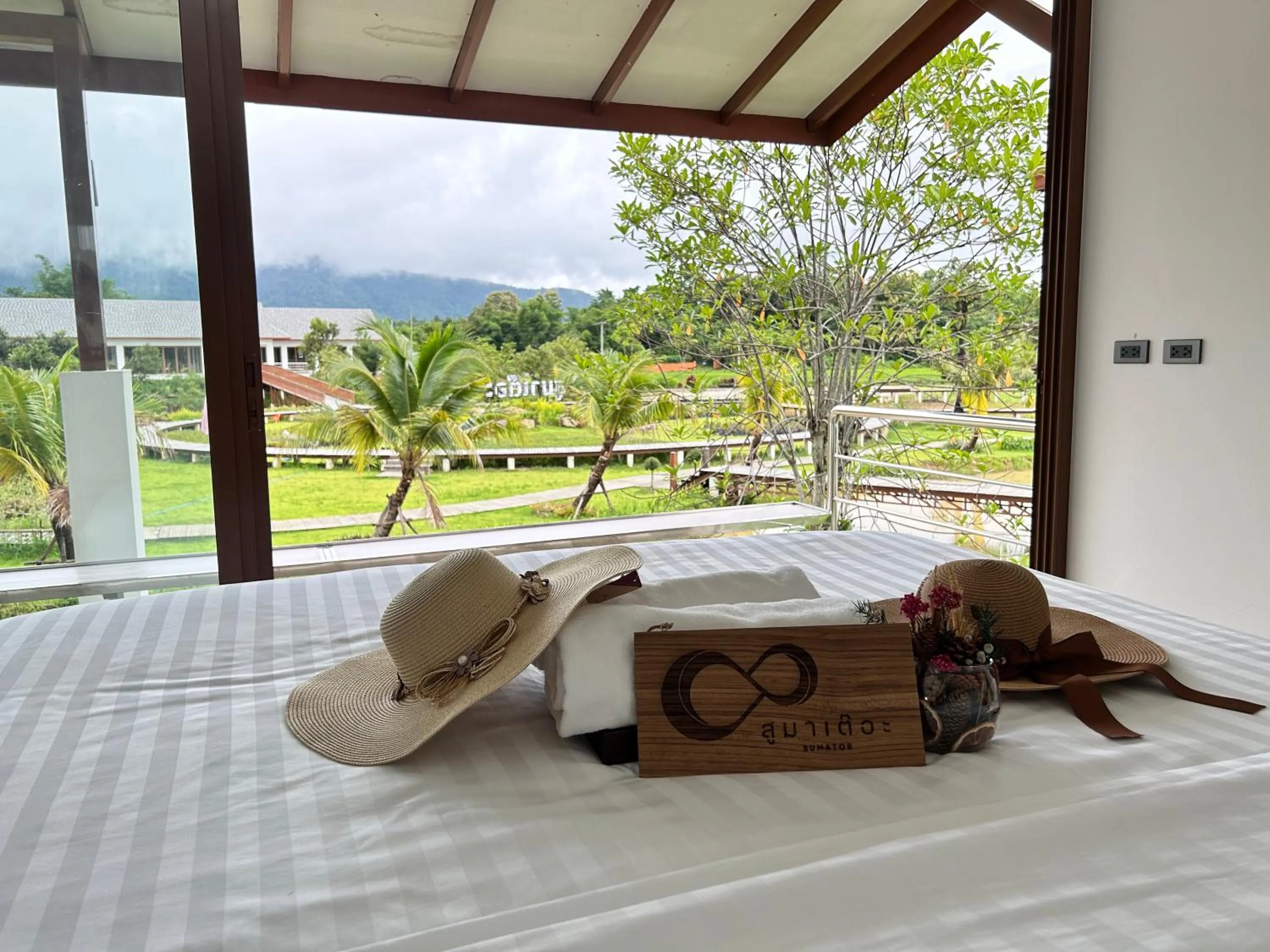 View (from property/room), Bed in Sumator Resort Chiangrai สูมาเต๊อะ รีสอร์ท เชียงราย