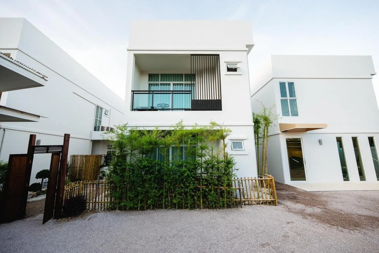 Property building in Yunoya Riverside Villa