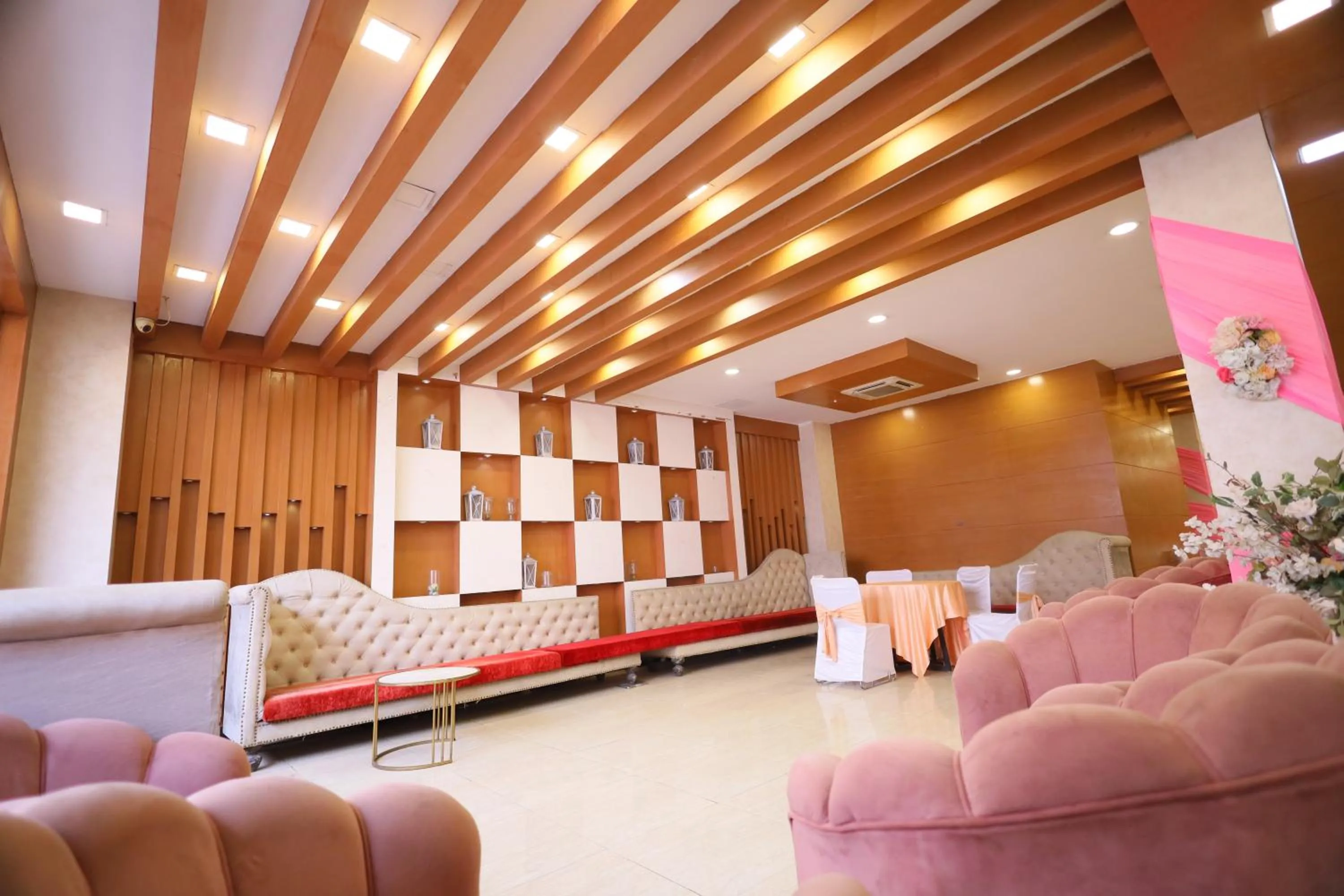 Living room in Roswell Inn