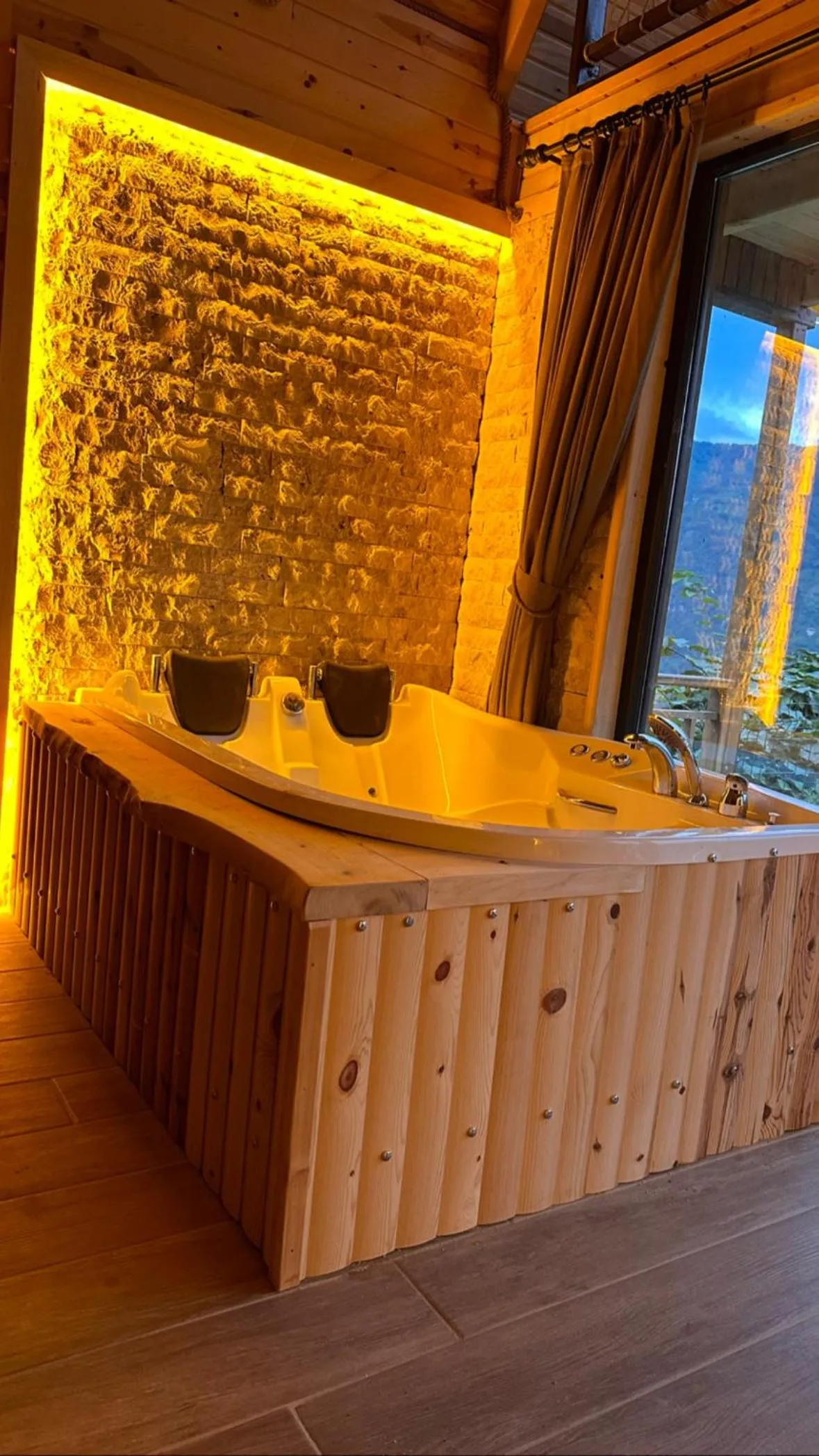 Hot Tub in Cile Vadi Bungalov