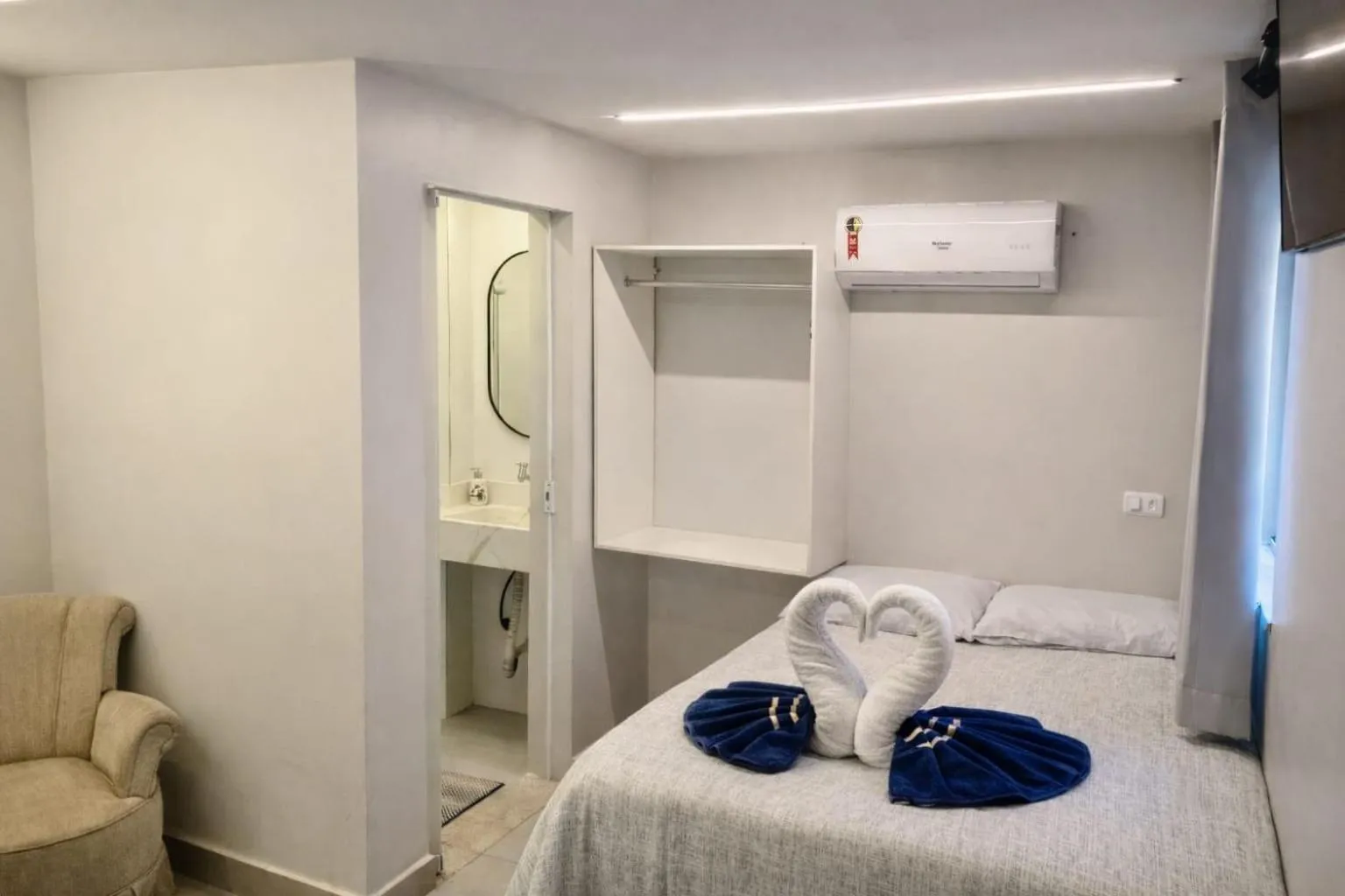 Bedroom, Bed in CASA HOTEL PIRACICABA