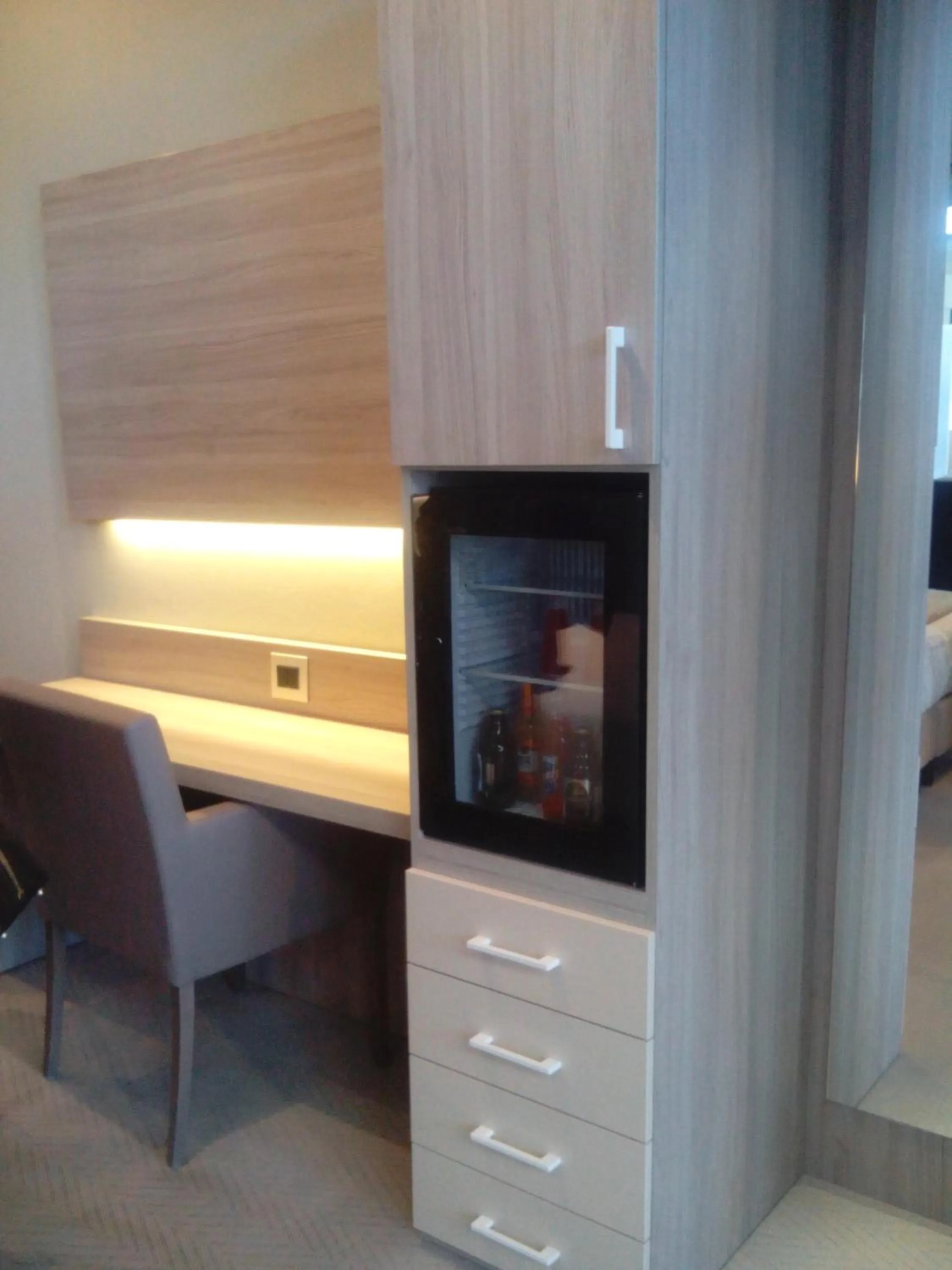 Bedroom in Hotel Concorde