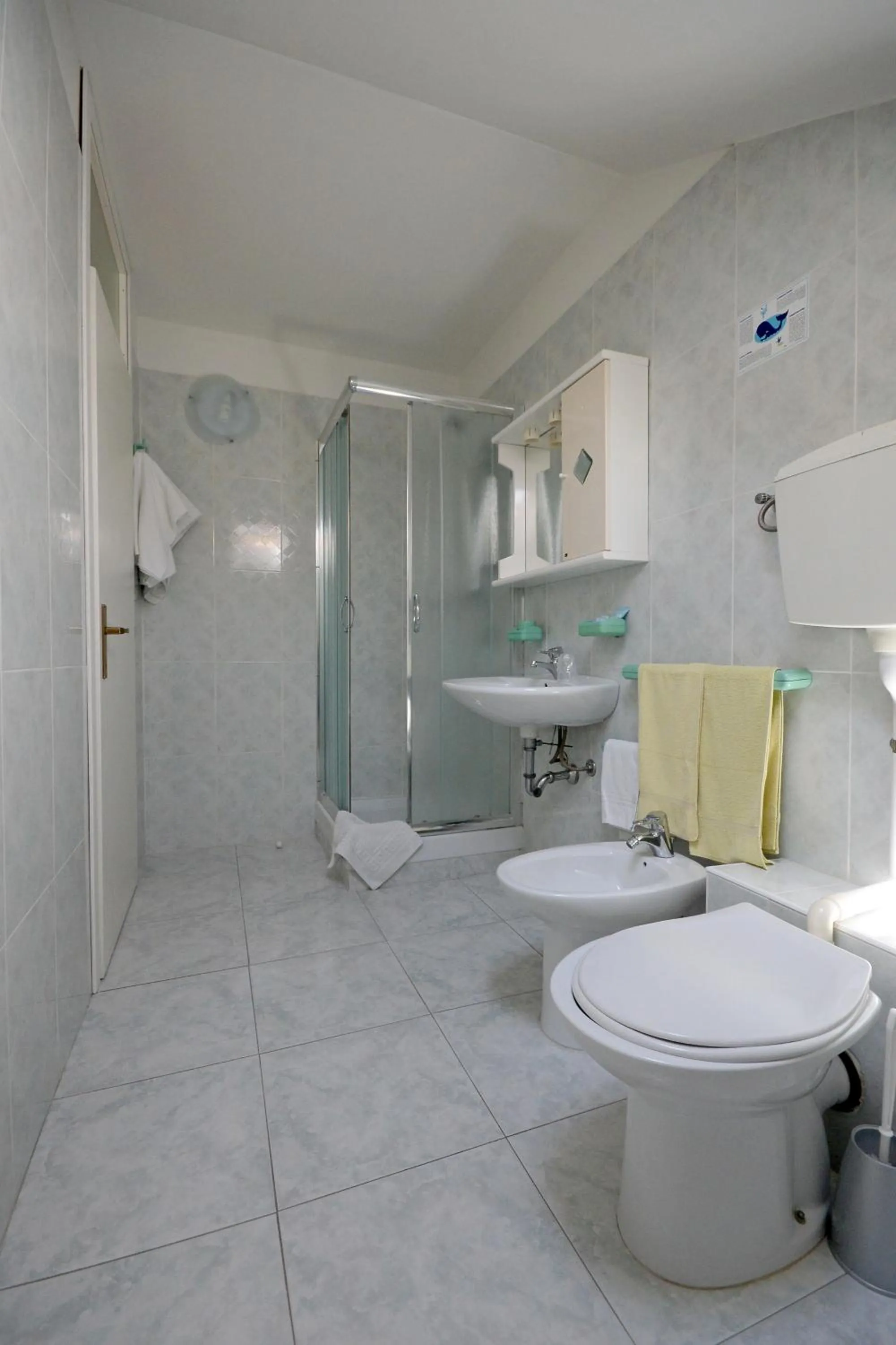 Photo of the whole room in Hotel Concorde