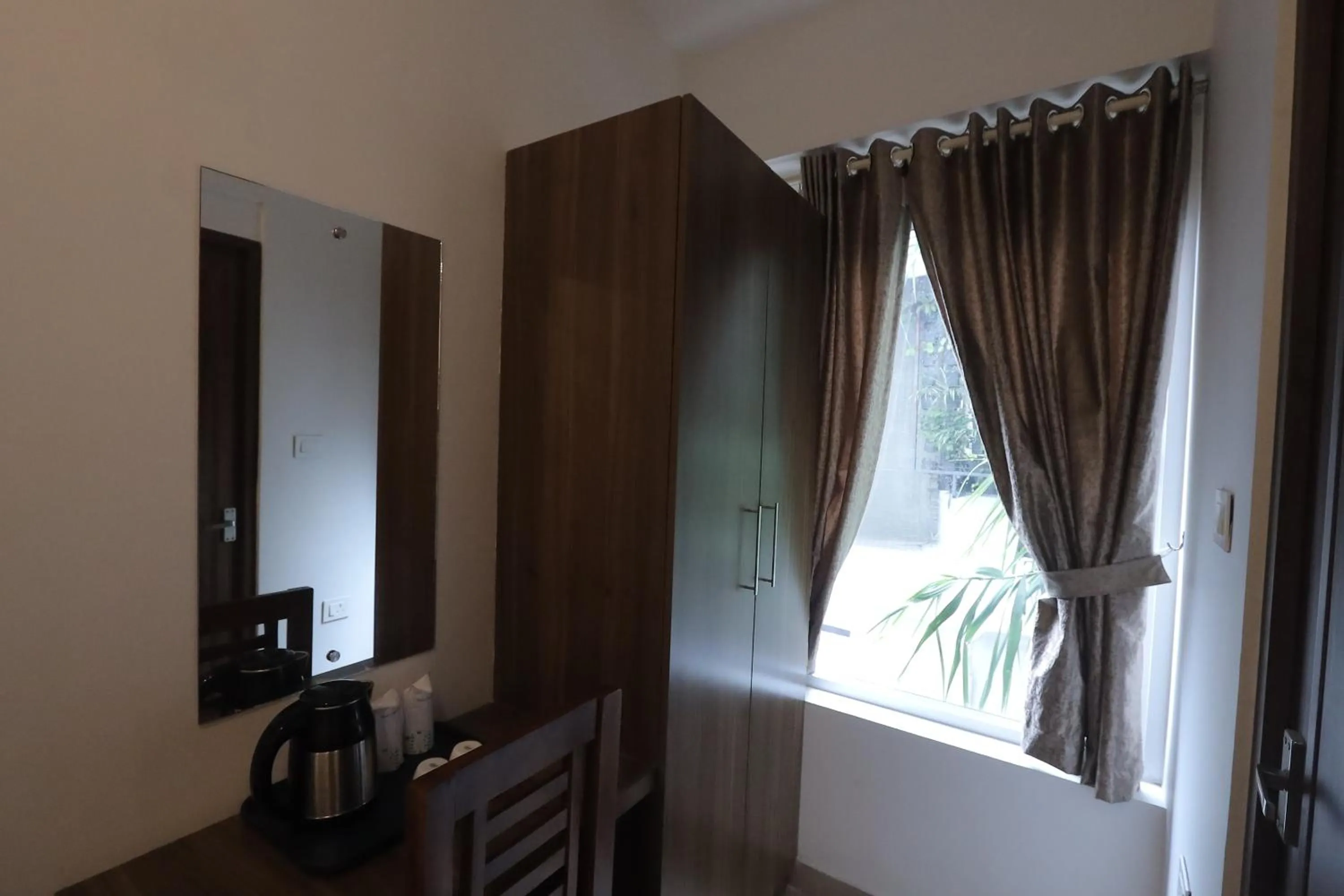 Hotel Dream Suite, Kattappana