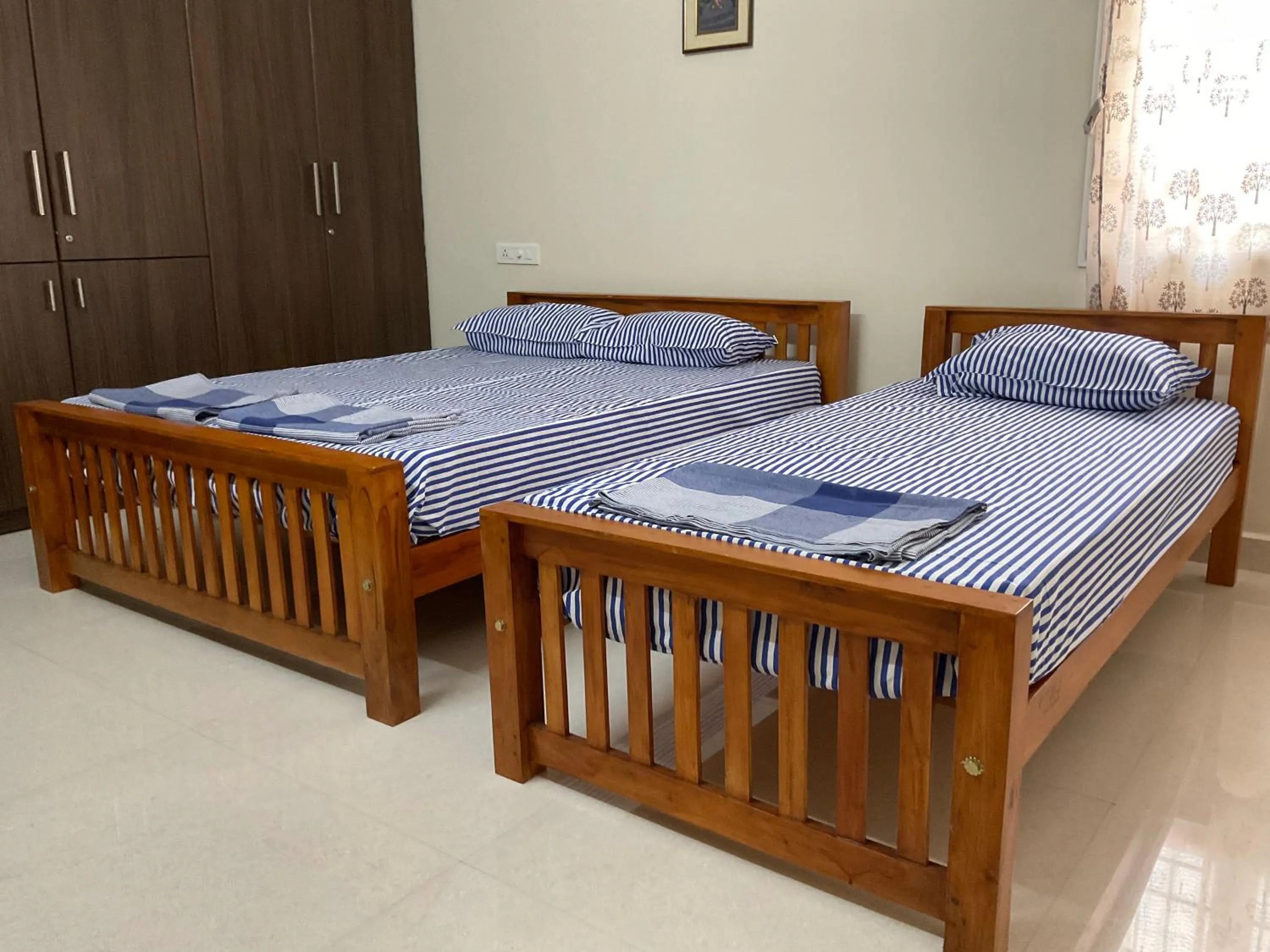 Bedroom, Bed in Shantham Service Apartments, Indumanagar, Coimbatore