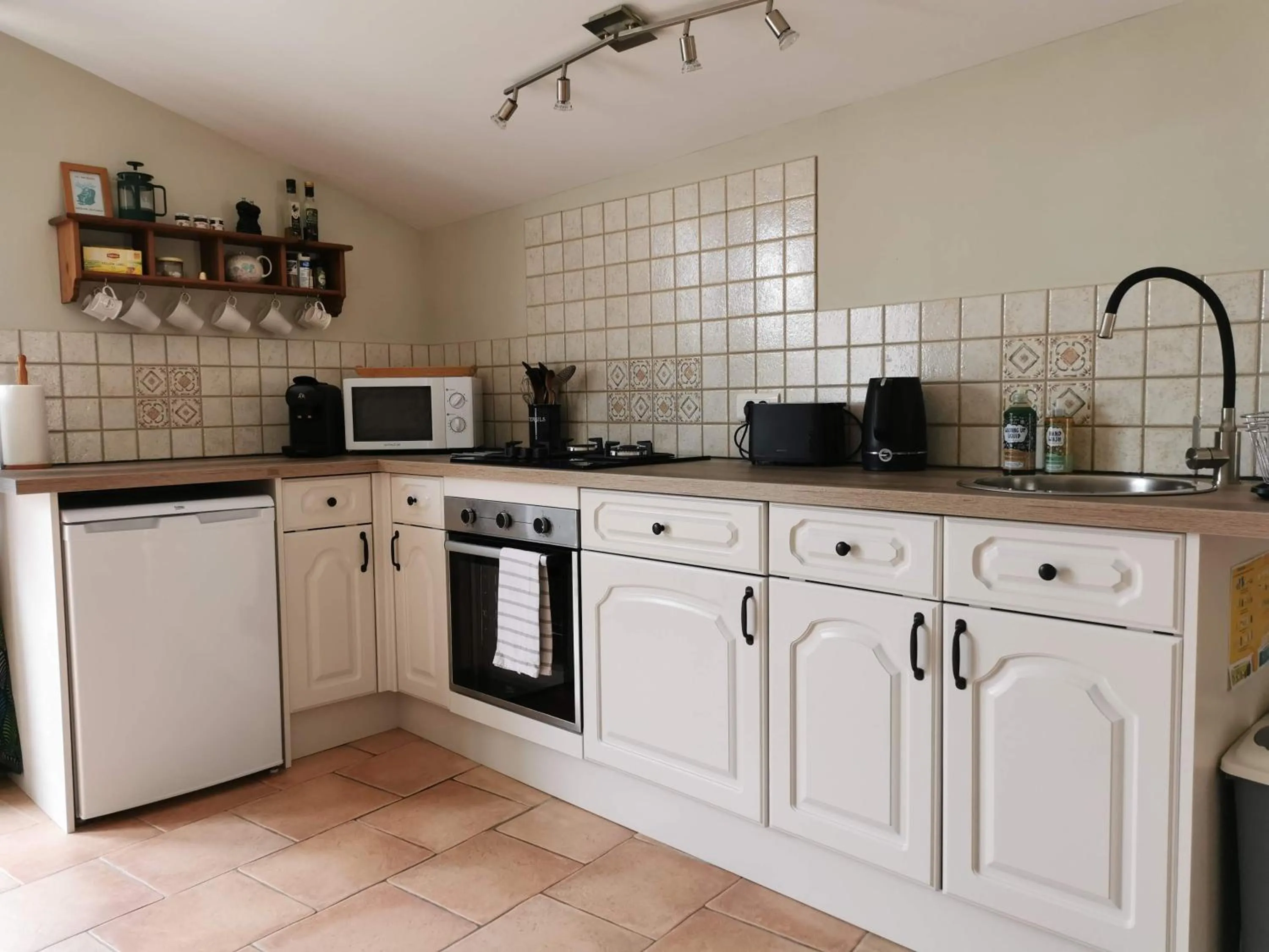 kitchen in L'Ancienne Distillerie