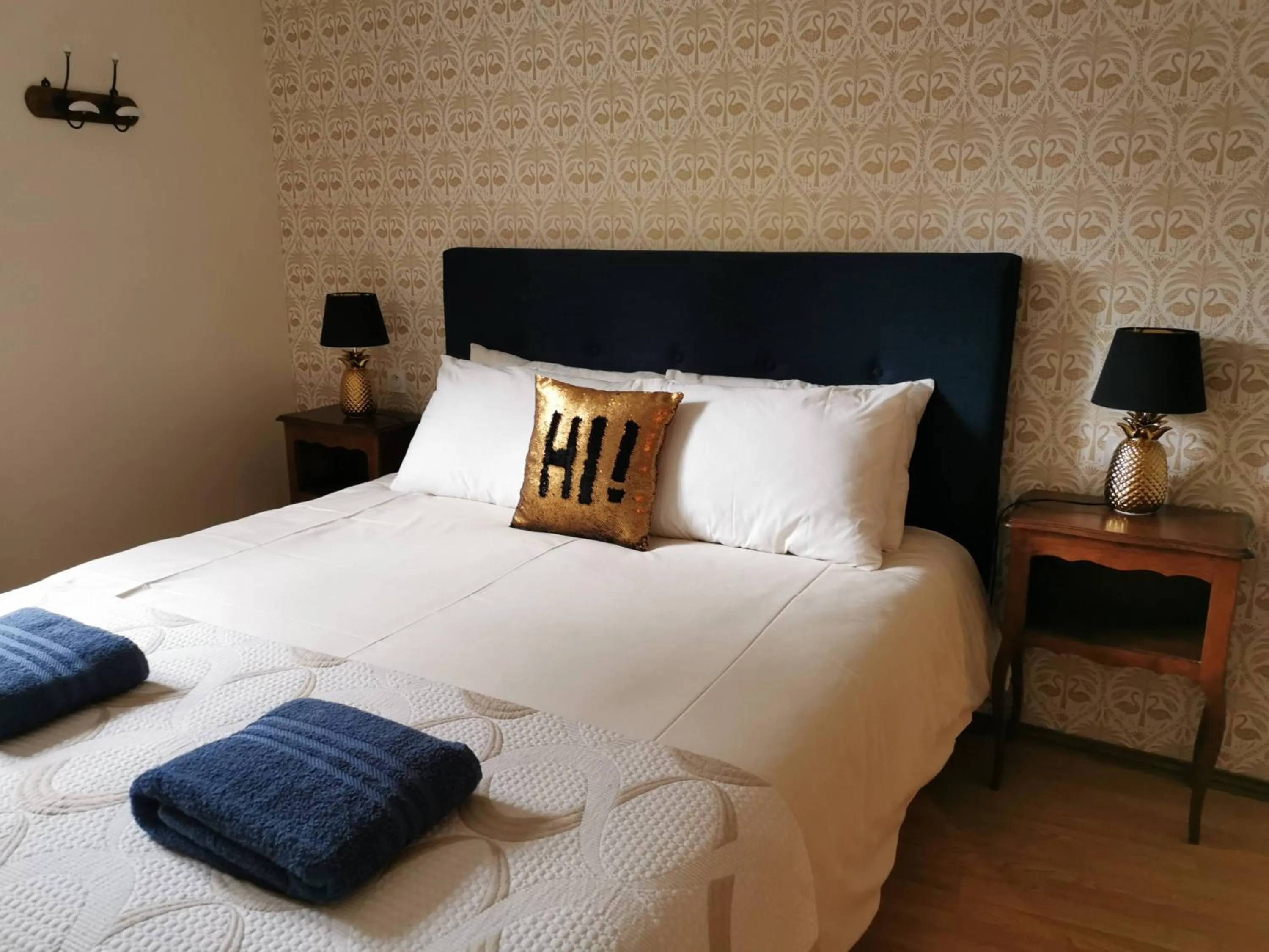 Bedroom, Bed in L'Ancienne Distillerie