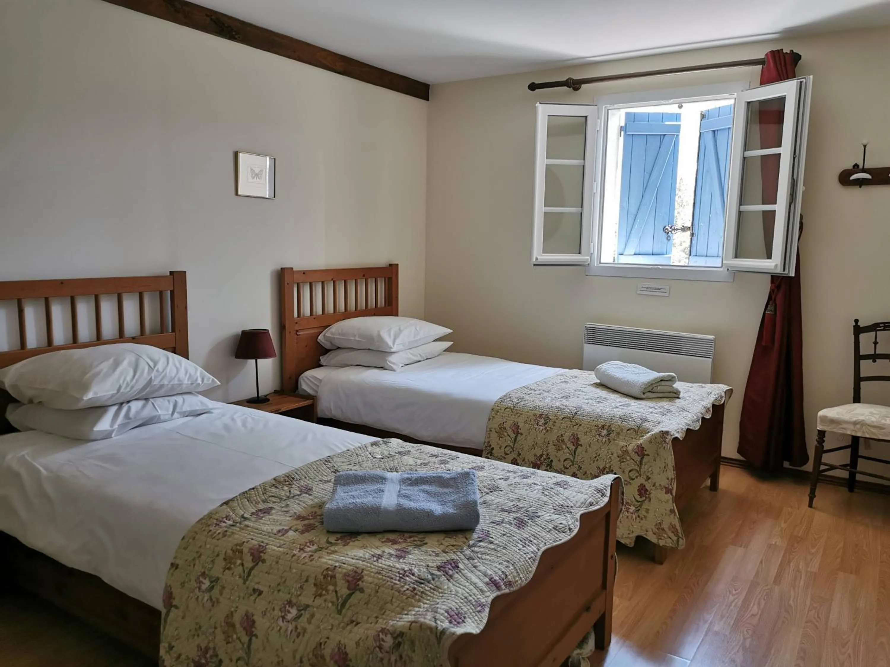 Bedroom, Bed in L'Ancienne Distillerie