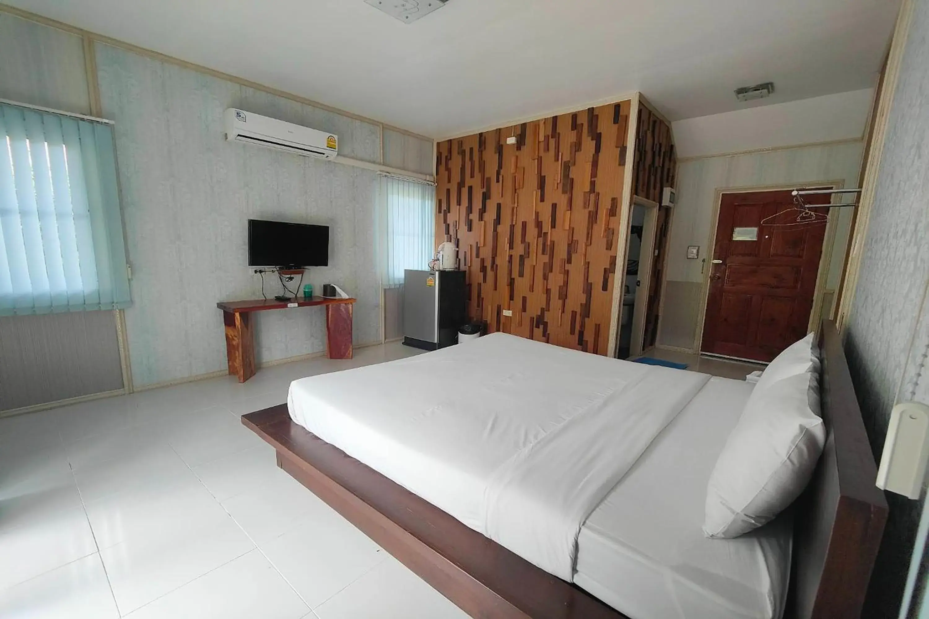 Bed in The Creek Resort Bed in The Creek Resort