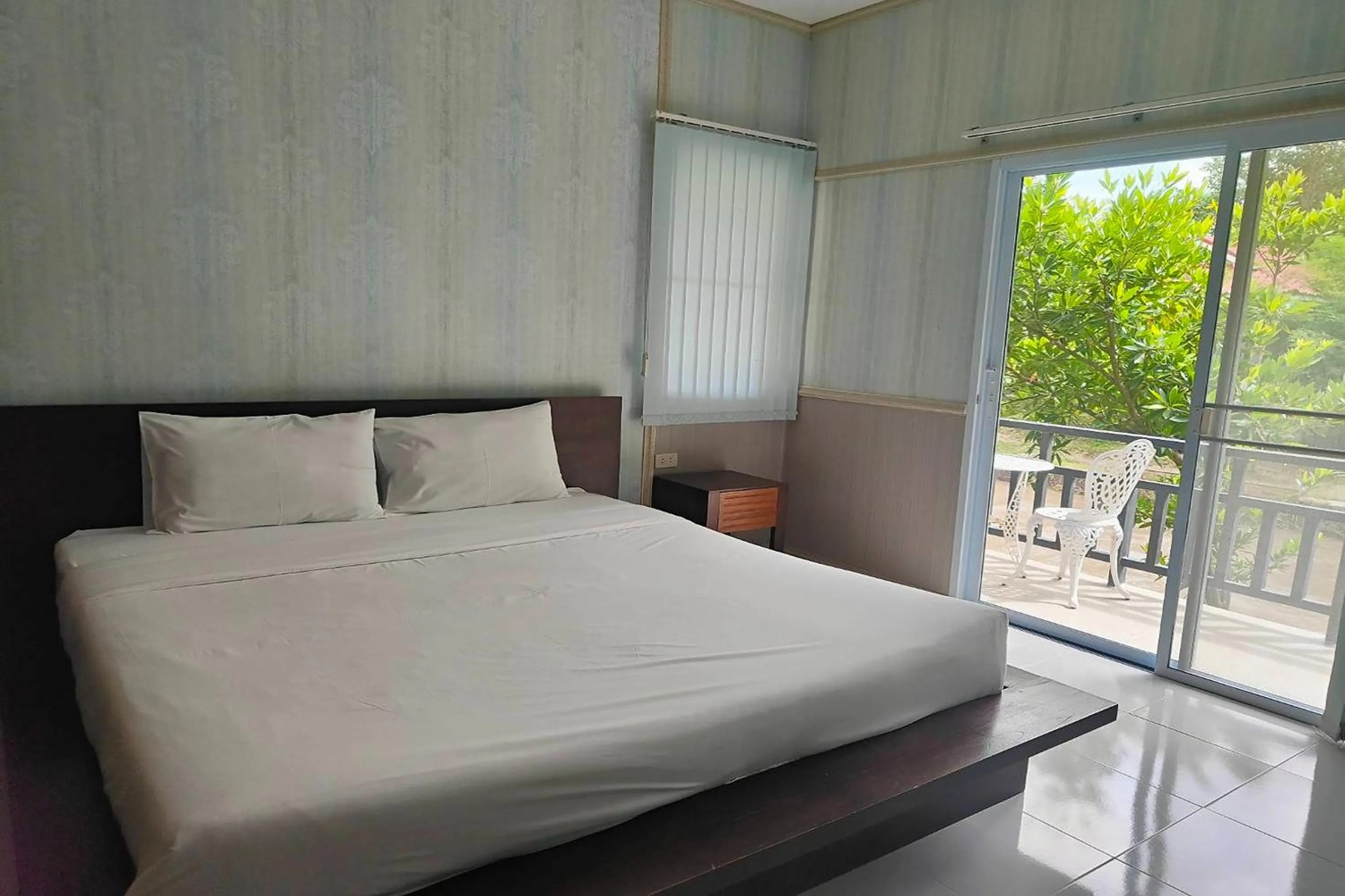 Bed in The Creek Resort