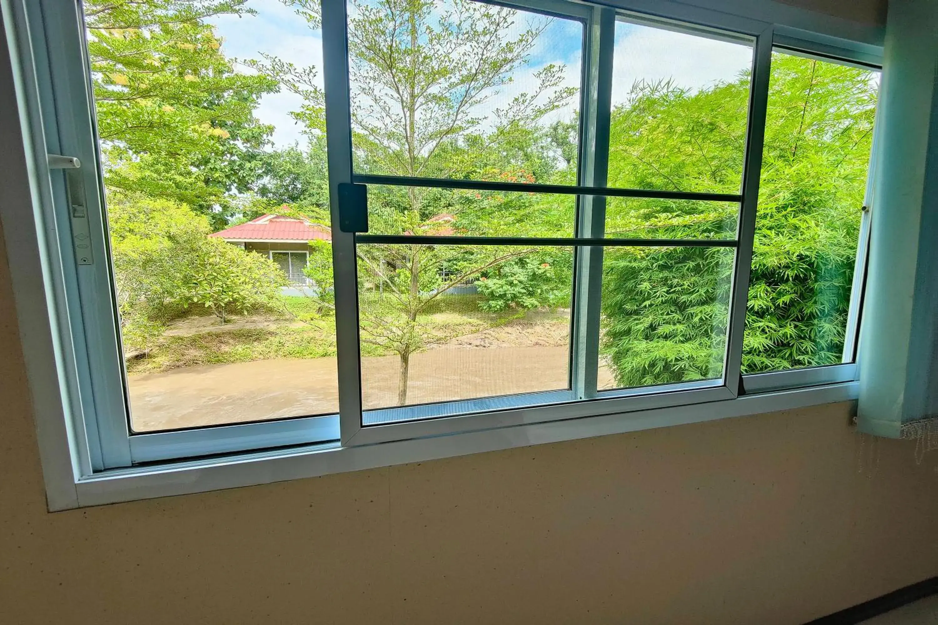 Garden view in The Creek Resort Garden view in The Creek Resort