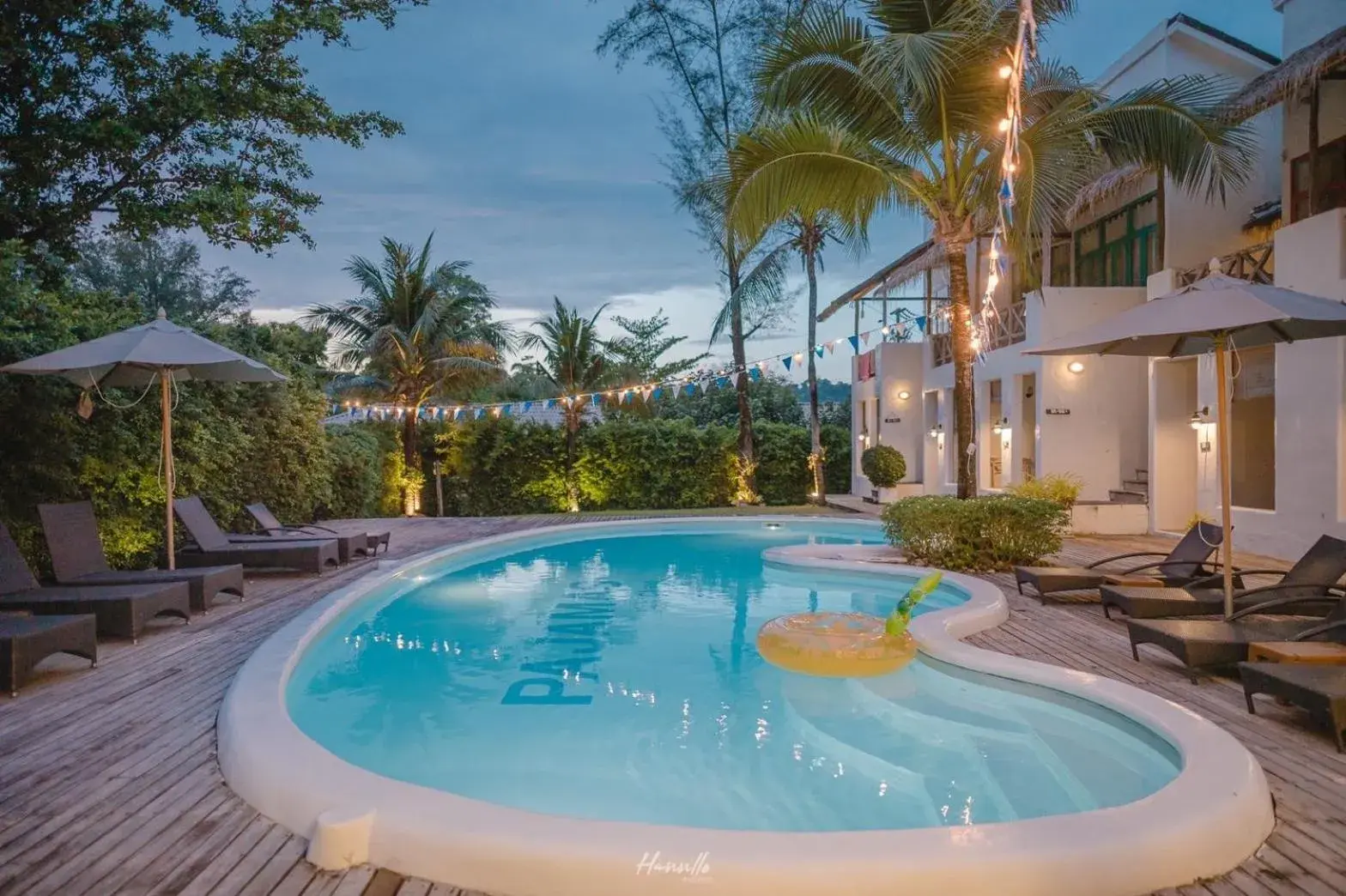 Property building in Pajamas Koh Chang Property building in Pajamas Koh Chang