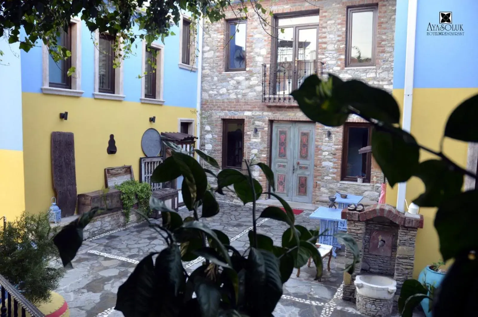 Facade/entrance in Ayasoluk Hotel & Restaurant Facade/entrance in Ayasoluk Hotel & Restaurant