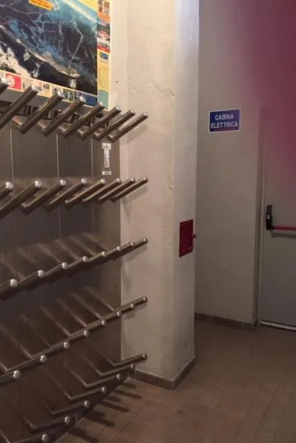 Skiing in Hotel Ginepro