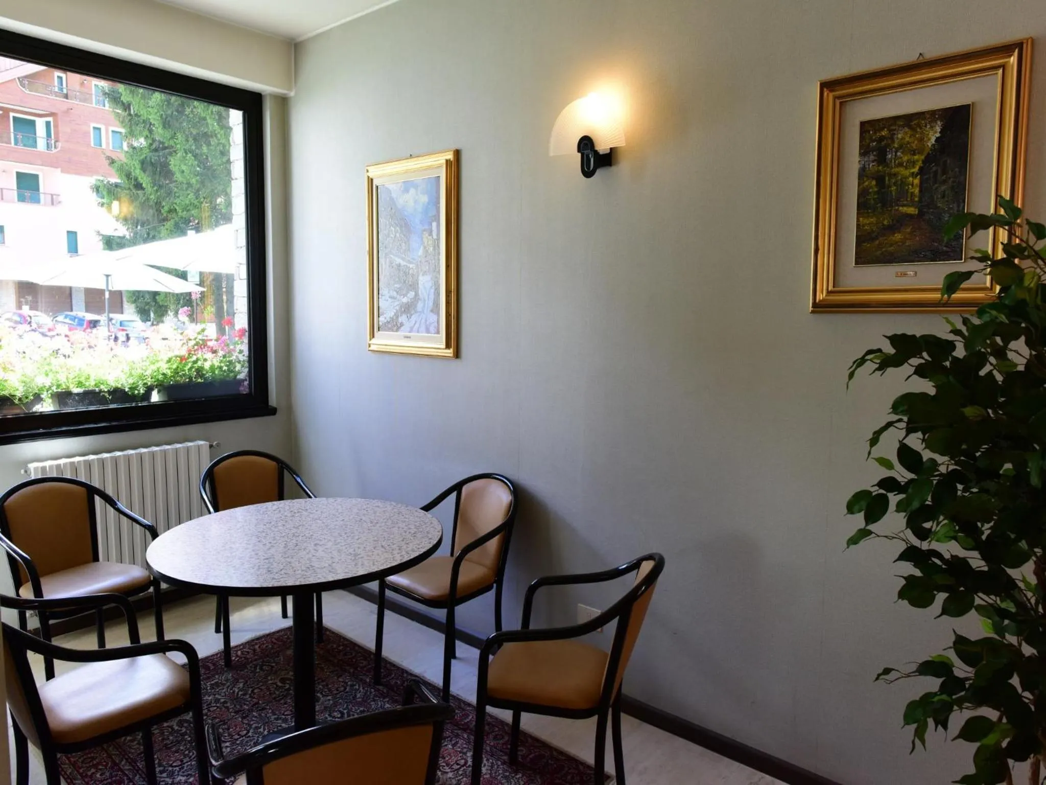 Lounge or bar in Hotel Ginepro