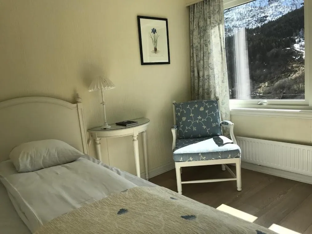 Bedroom, Bed in Stalheim Hotel