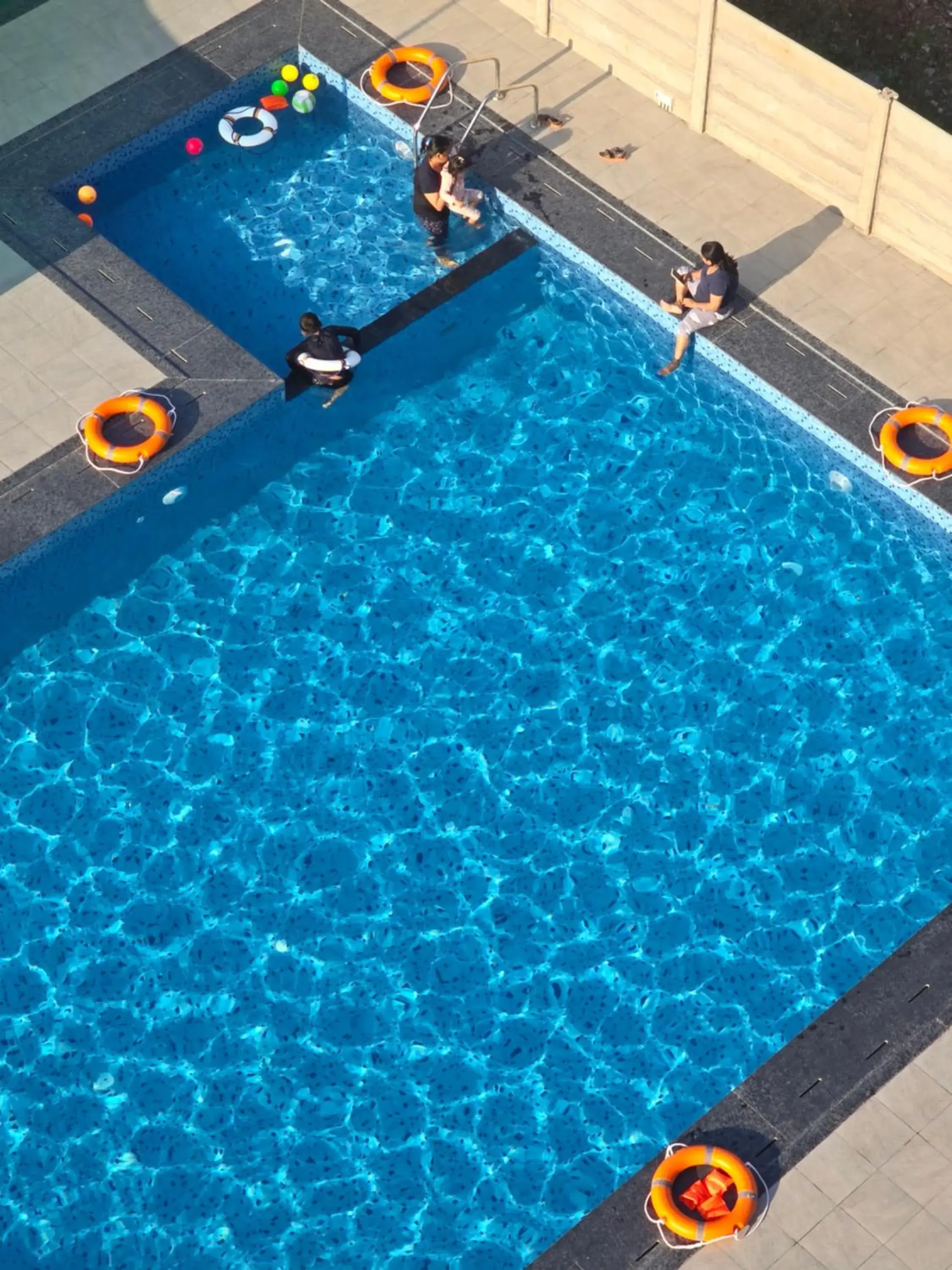 Swimming pool in The Scenic Unity Swimming pool in The Scenic Unity