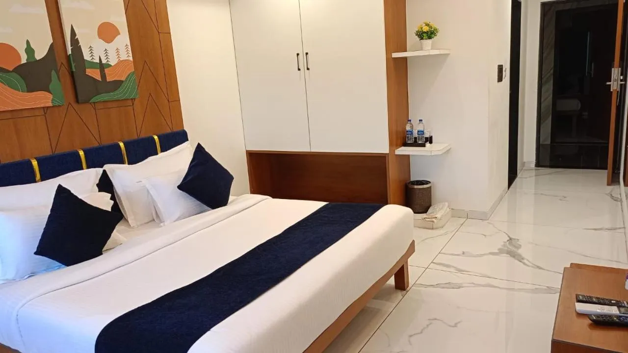 Bed in The Scenic Unity