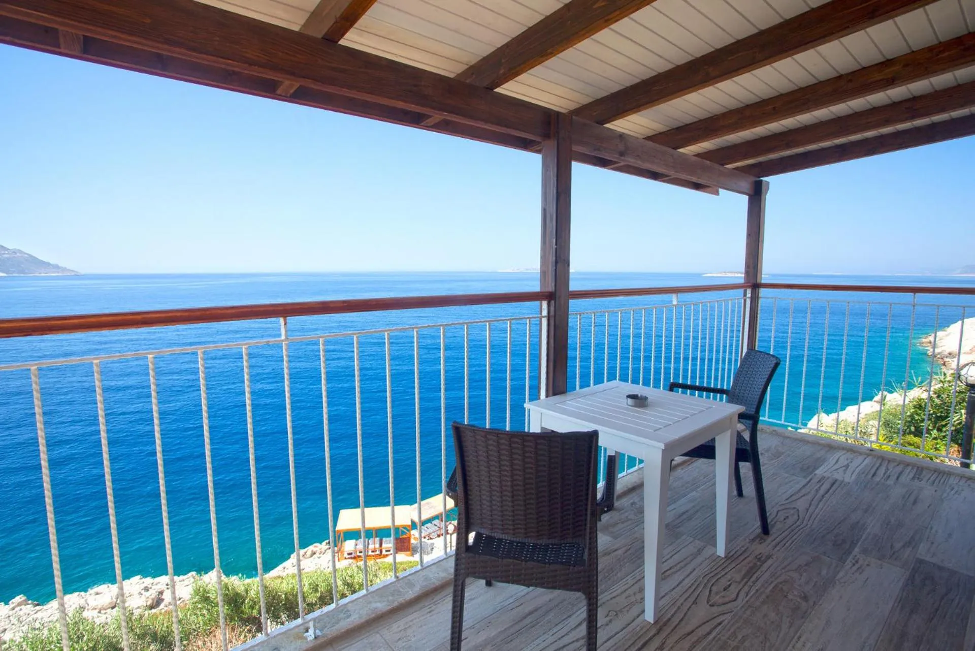 Balcony/Terrace in Sunset Villa Hotel