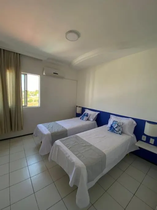 Apartamento Praia do Futuro, 4qtos,300ms da praia