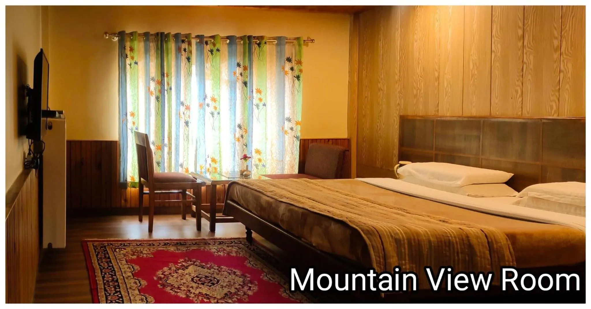 Bed in Vardaan Hotels - PatniTop