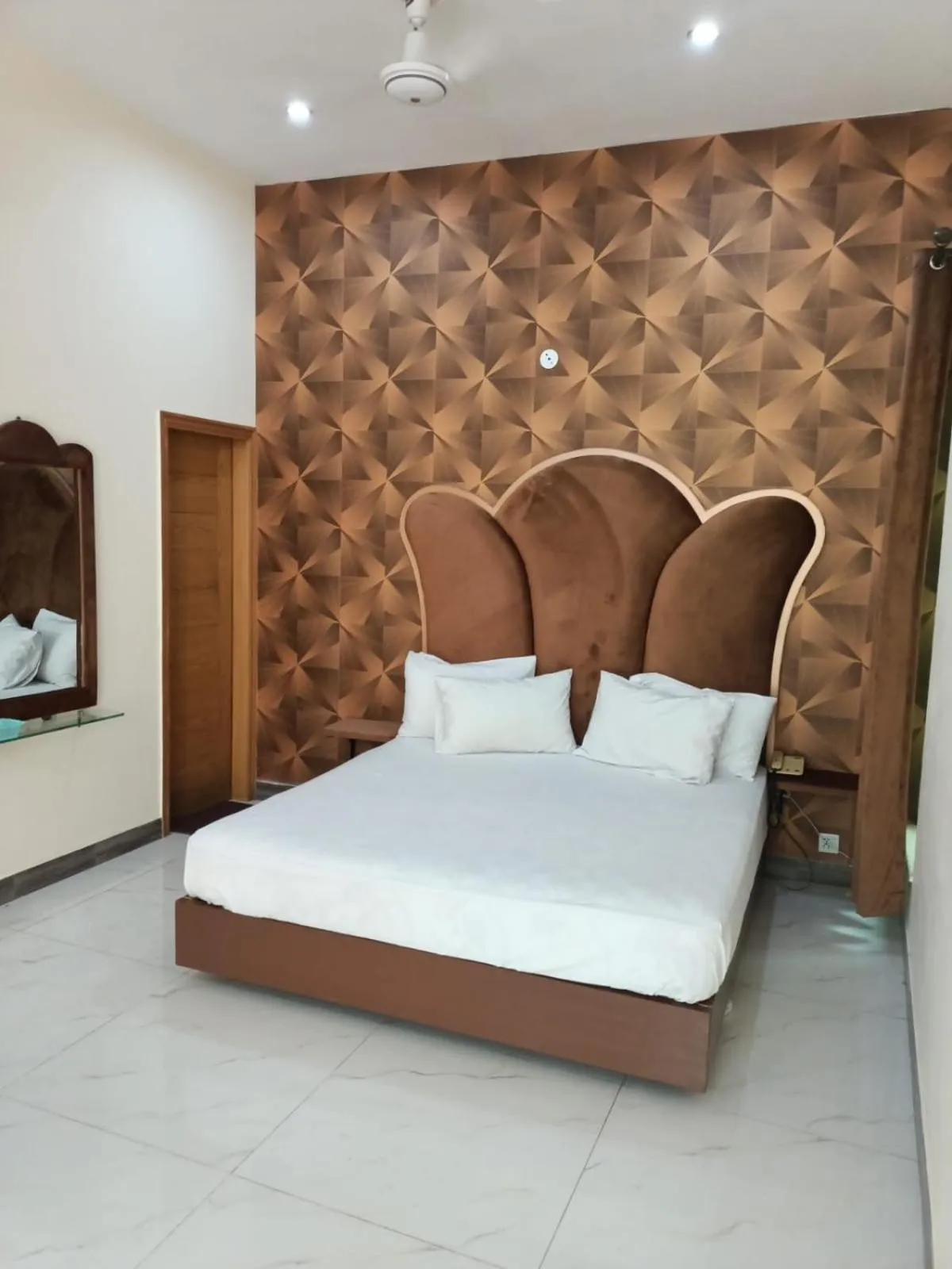 Photo of the whole room in Hotel The Taj Multan