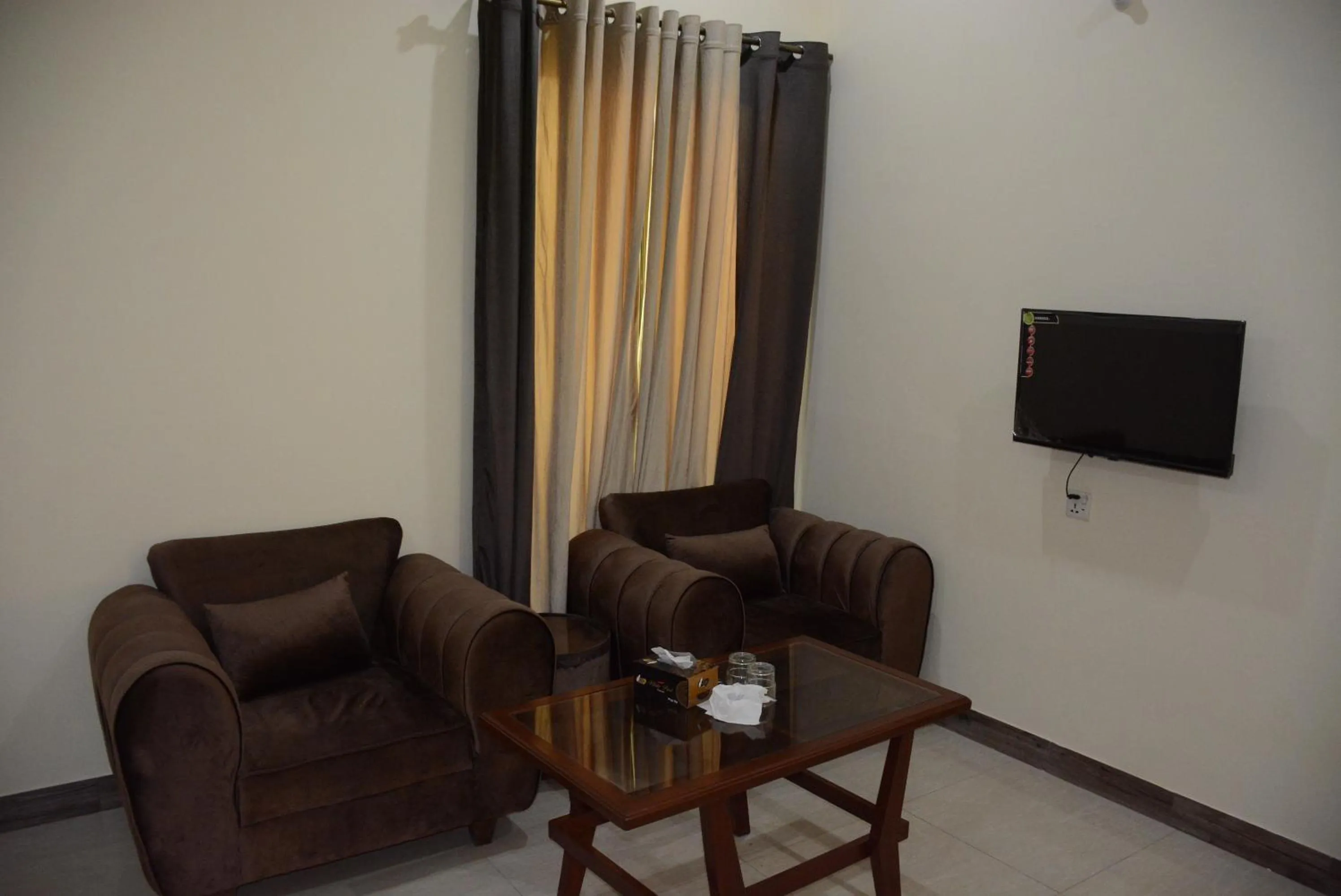 TV and multimedia in Hotel The Taj Multan