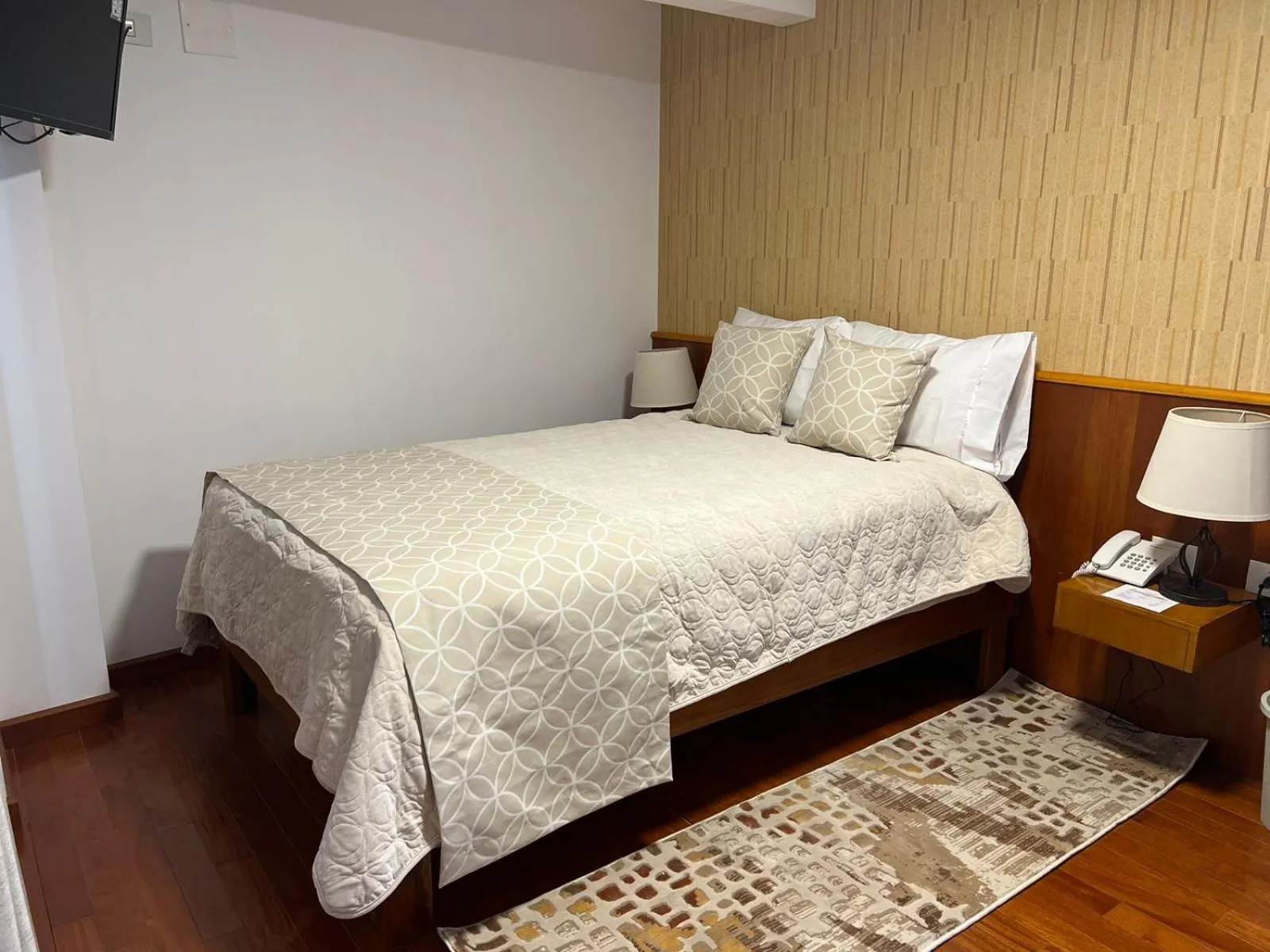 Bed in VIRREYES HOTEL