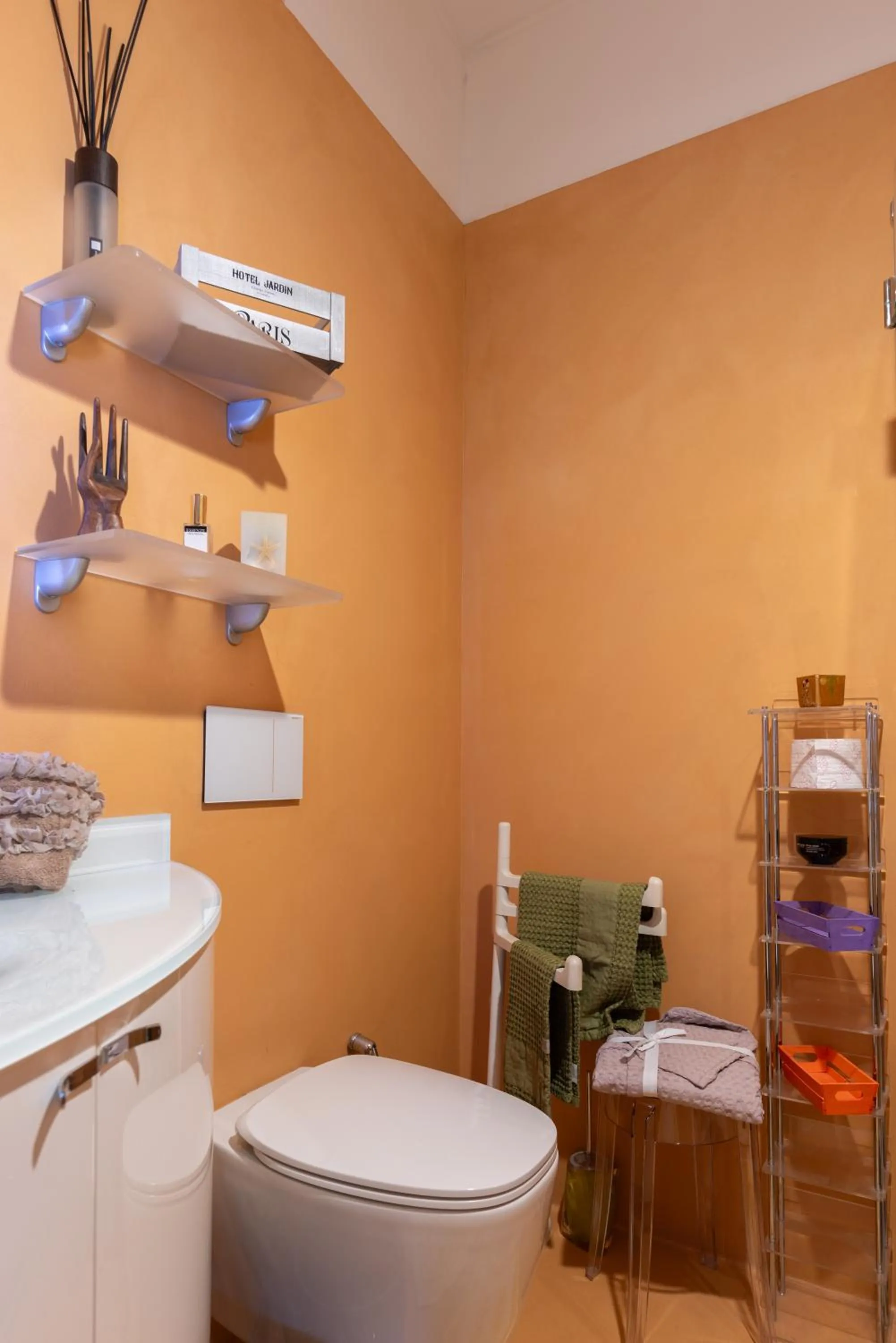 Toilet in Borgo Masini Gold
