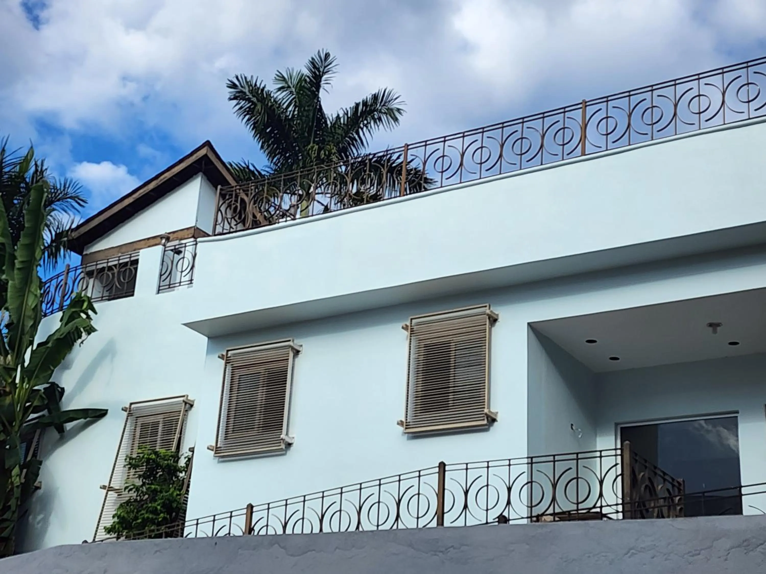 Property building in Hotel 39 Jamaica