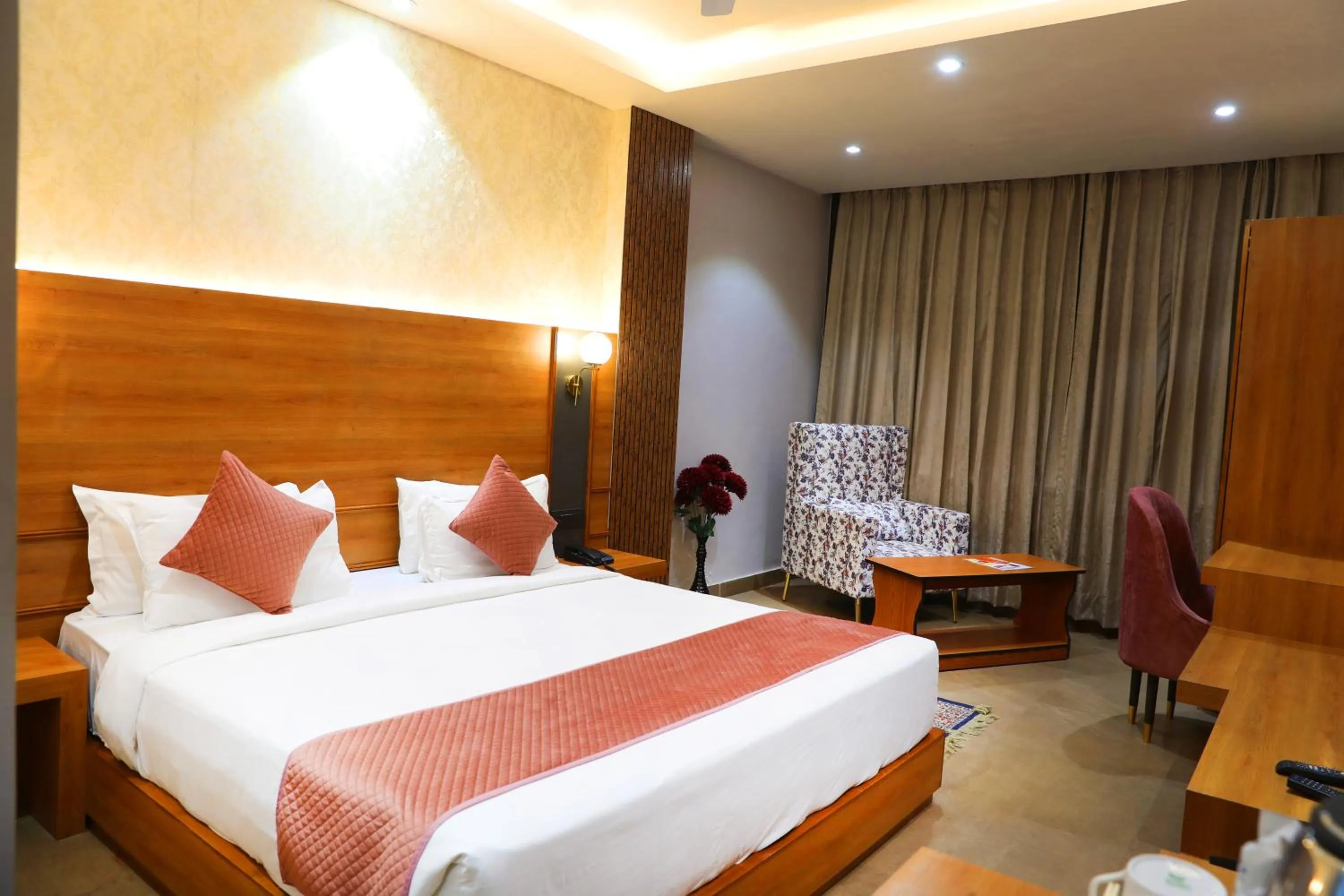 Bed in The Byke Grassfield Resort with Outdoor Pool, Shyam Nagar, Jaipur