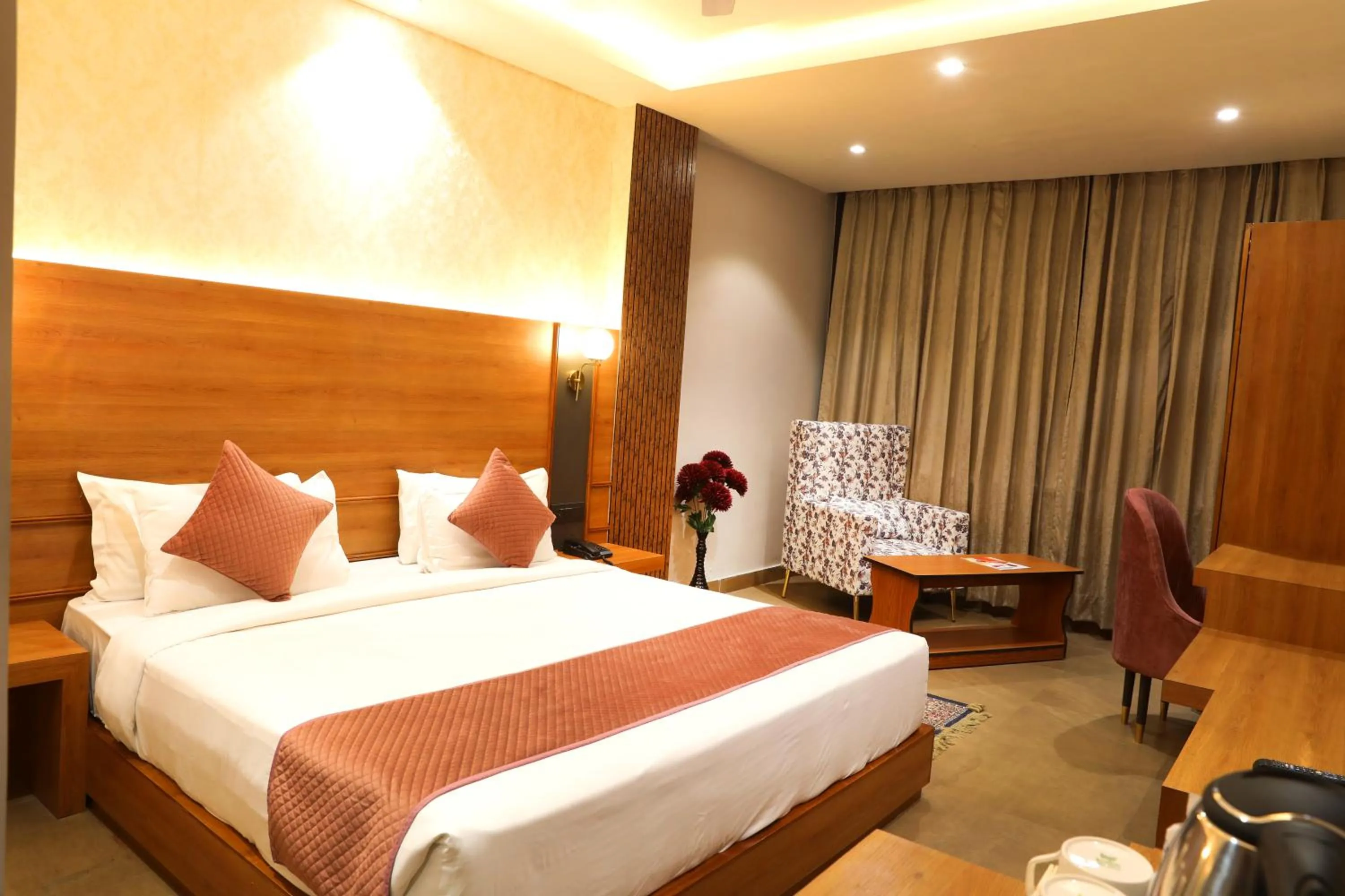 Bed in The Byke Grassfield Resort with Outdoor Pool, Shyam Nagar, Jaipur