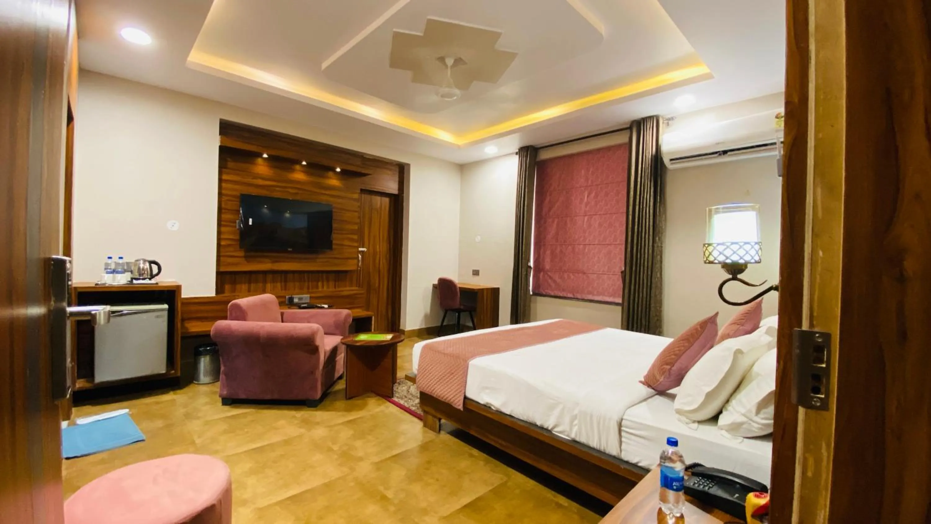 Bed in The Byke Grassfield Resort with Outdoor Pool, Shyam Nagar, Jaipur