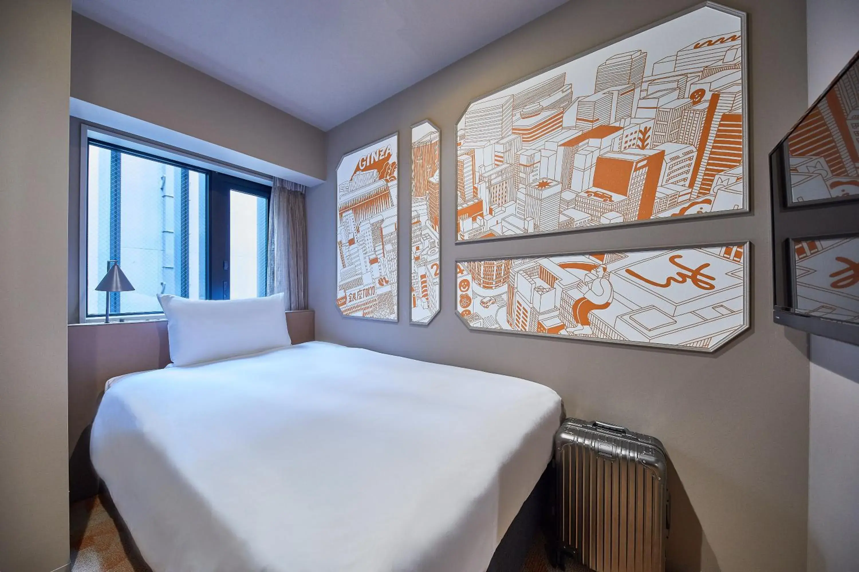 Photo of the whole room, Bed in lyf Ginza Tokyo Photo of the whole room, Bed in lyf Ginza Tokyo