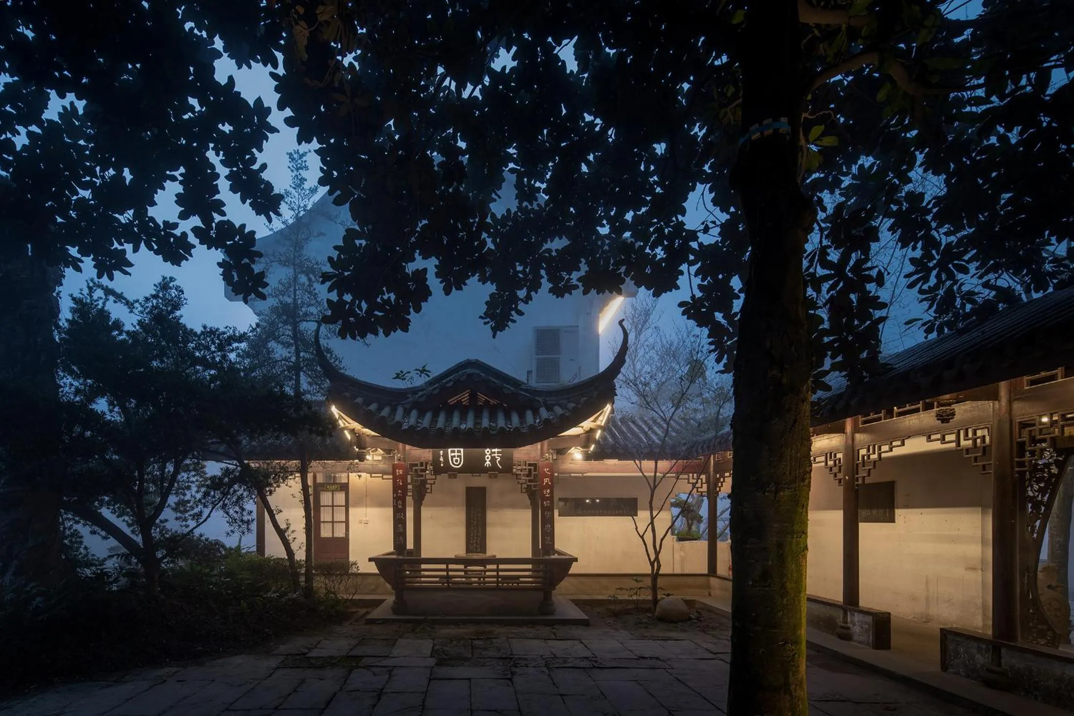 Night in Chengdu Chengshe Hotel - Wenjiang University Town Southwest Caida Branch