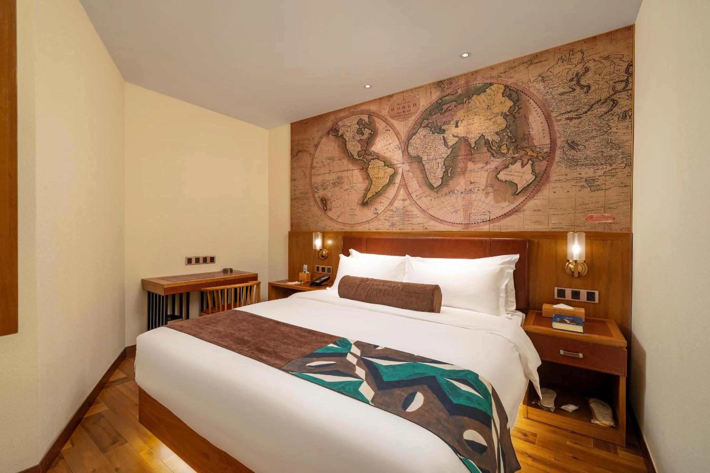 JAMES JOYCE COFFETEI- Guangzhou Beijing Road Metro Station Pedestrian Street Branch