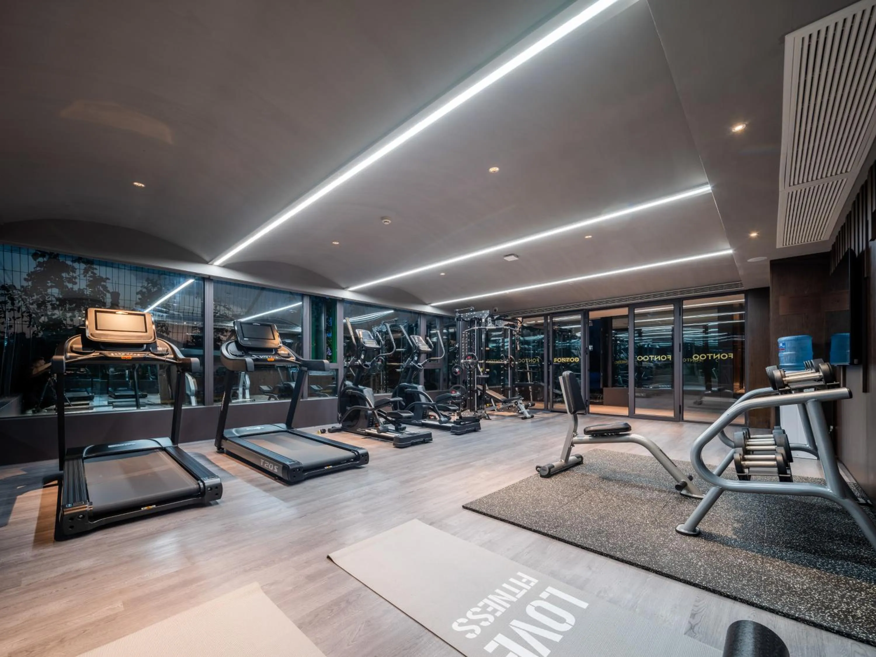 Fitness centre/facilities in 西安钟楼枫渡酒店永兴坊地铁站店