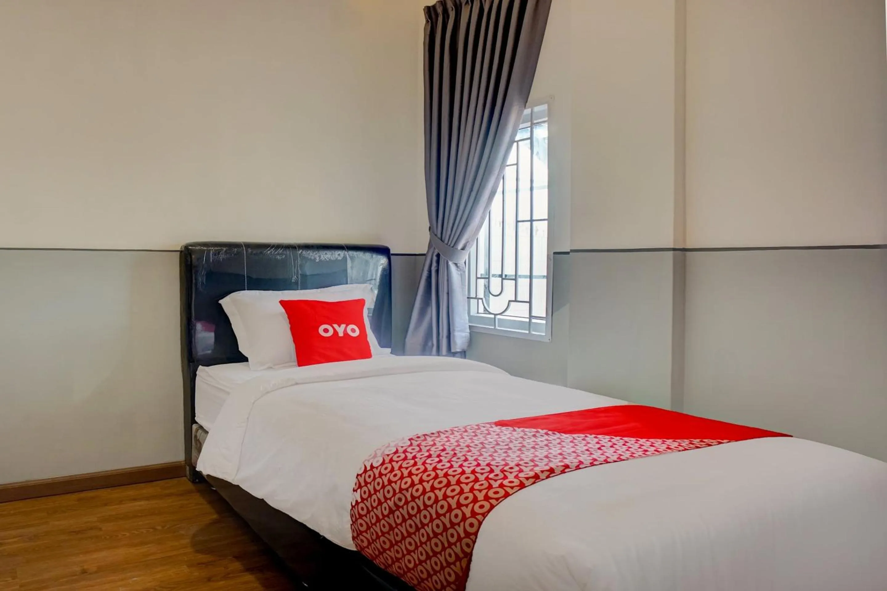 Bedroom, Bed in Hotel O Alhesa Residence