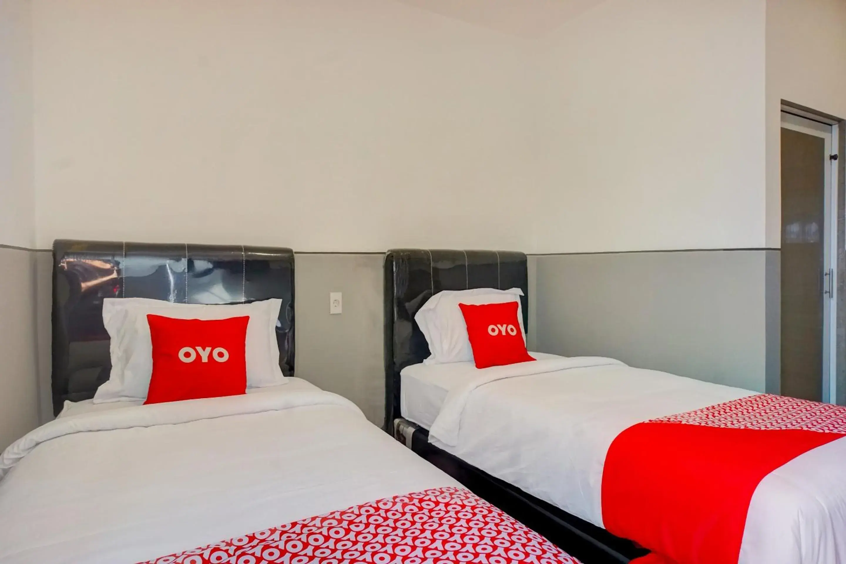 Bedroom, Bed in Hotel O Alhesa Residence Bedroom, Bed in Hotel O Alhesa Residence