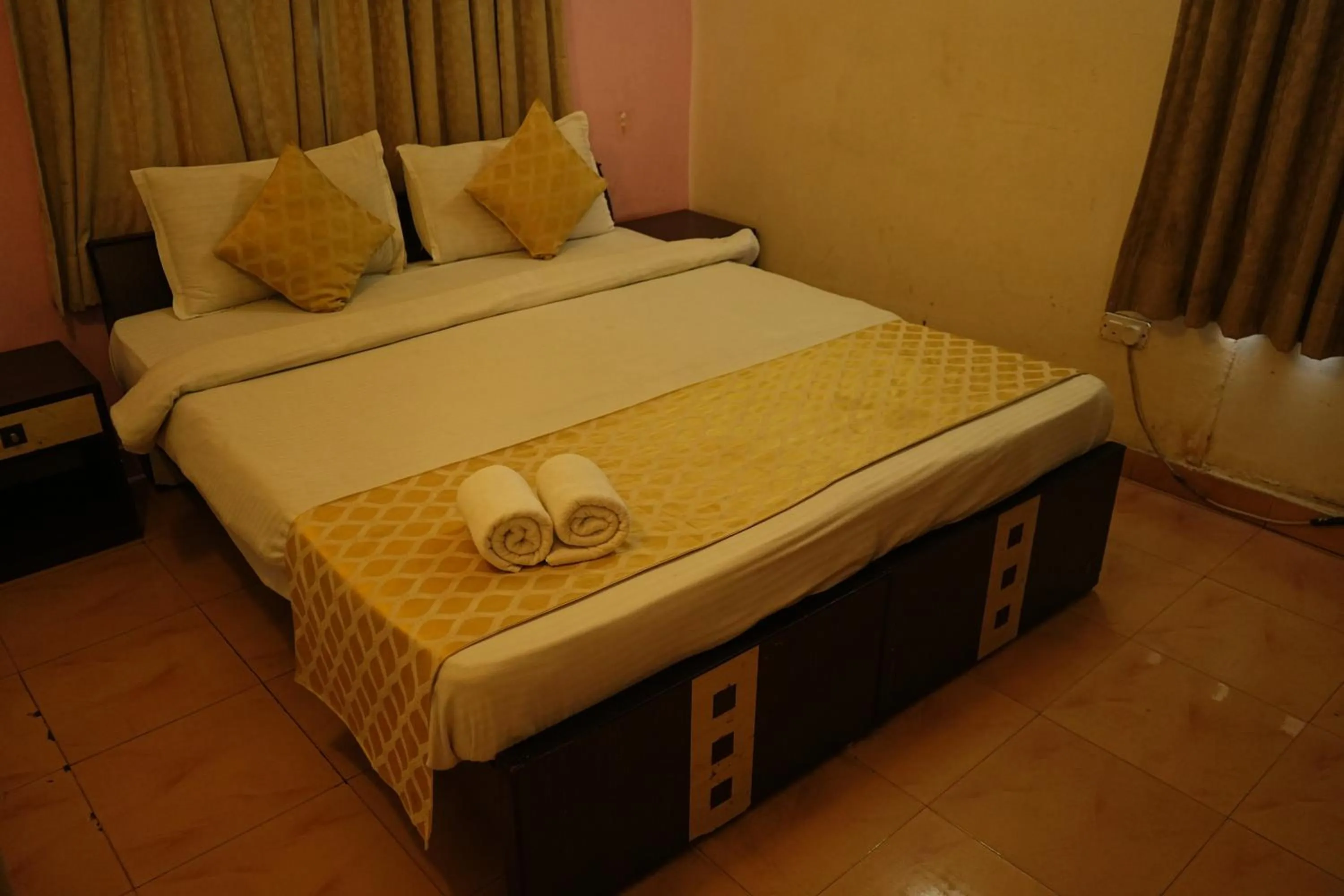 Bedroom, Bed in HOTEL SUN GREEN