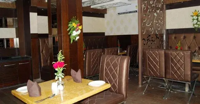 Dining area in HOTEL SUN GREEN Dining area in HOTEL SUN GREEN