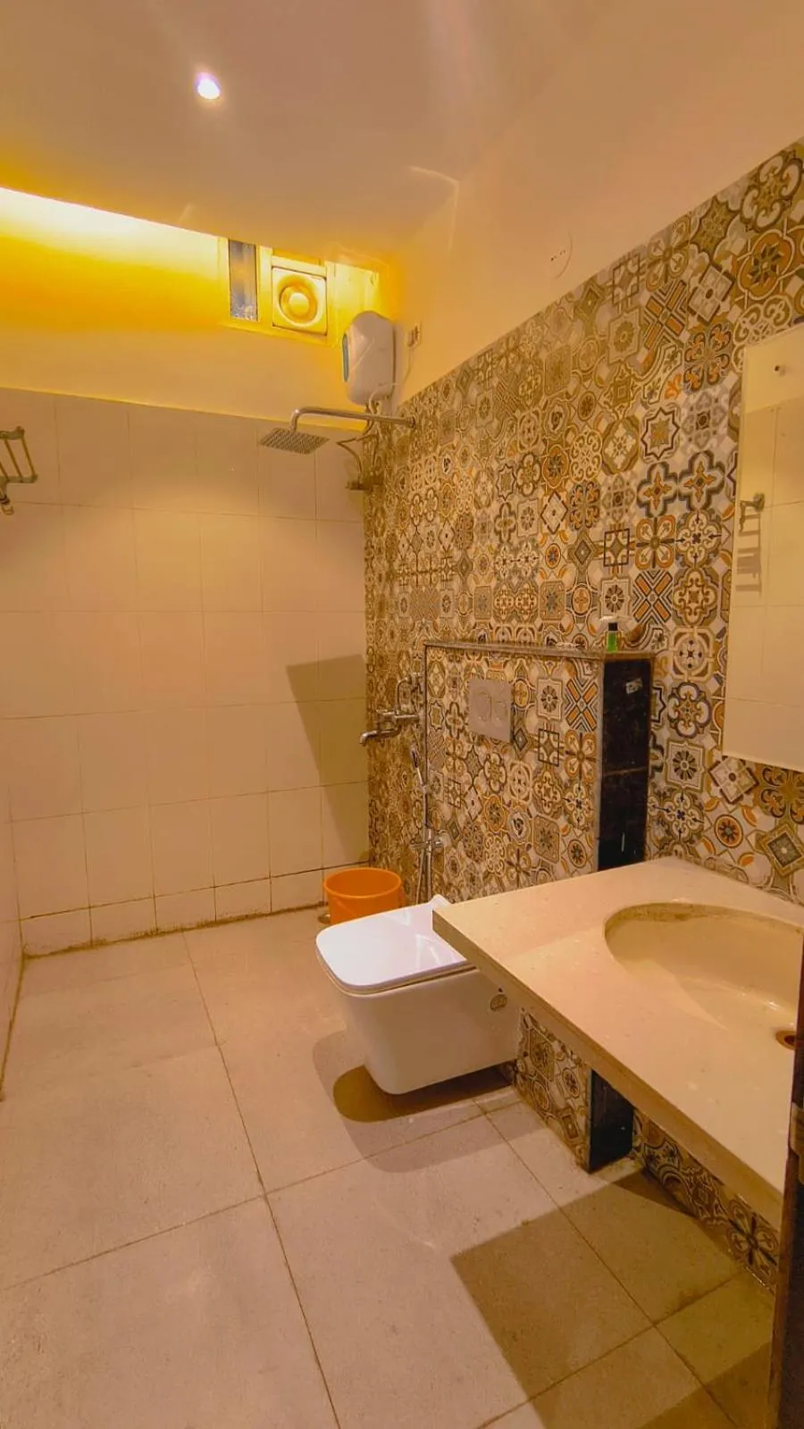 Bathroom in HOTEL SUN GREEN