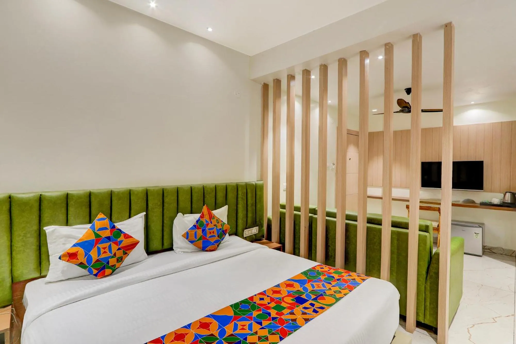Bed in FabHotel Silver Cloud