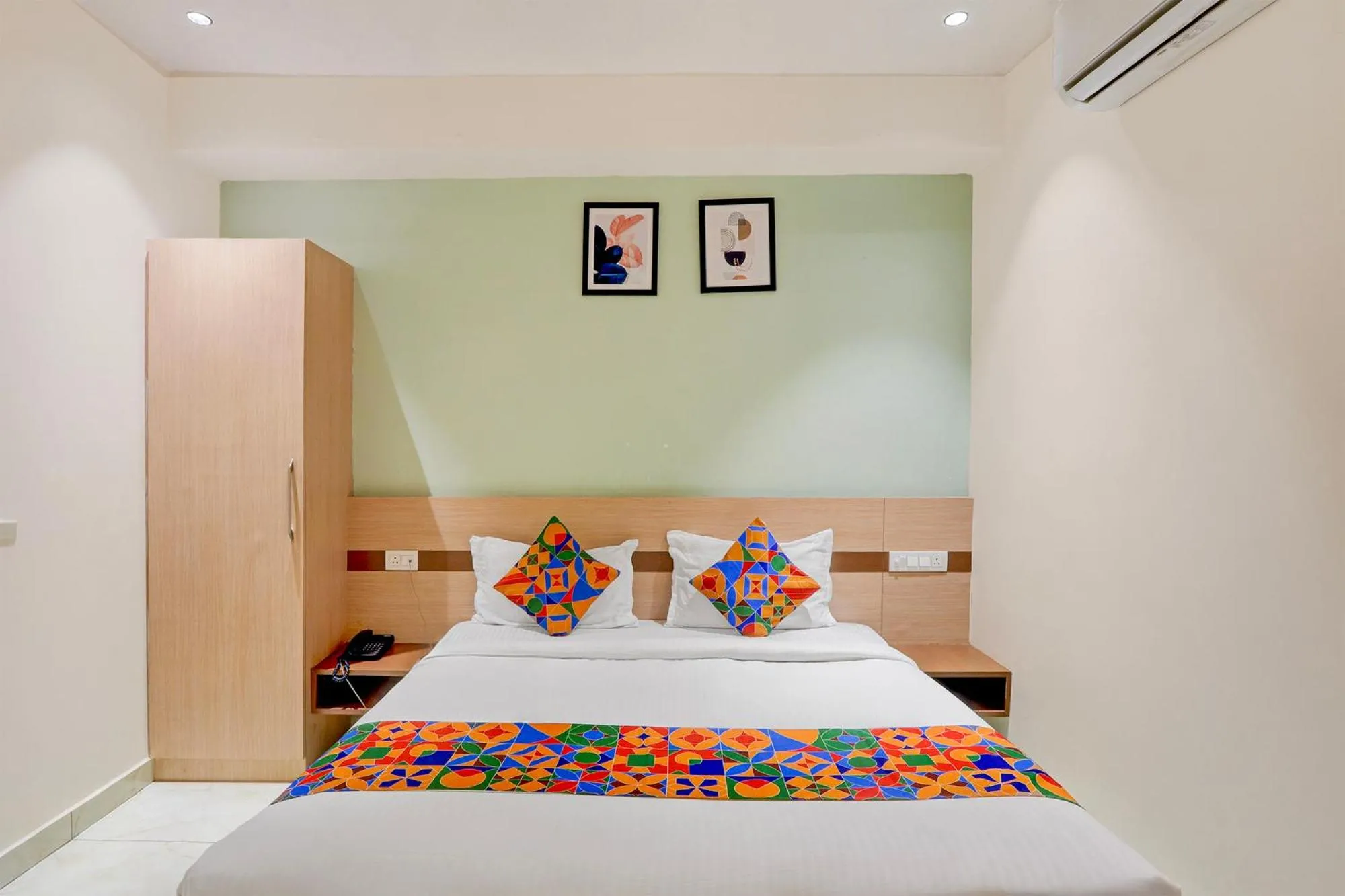 Bed in FabHotel Silver Cloud
