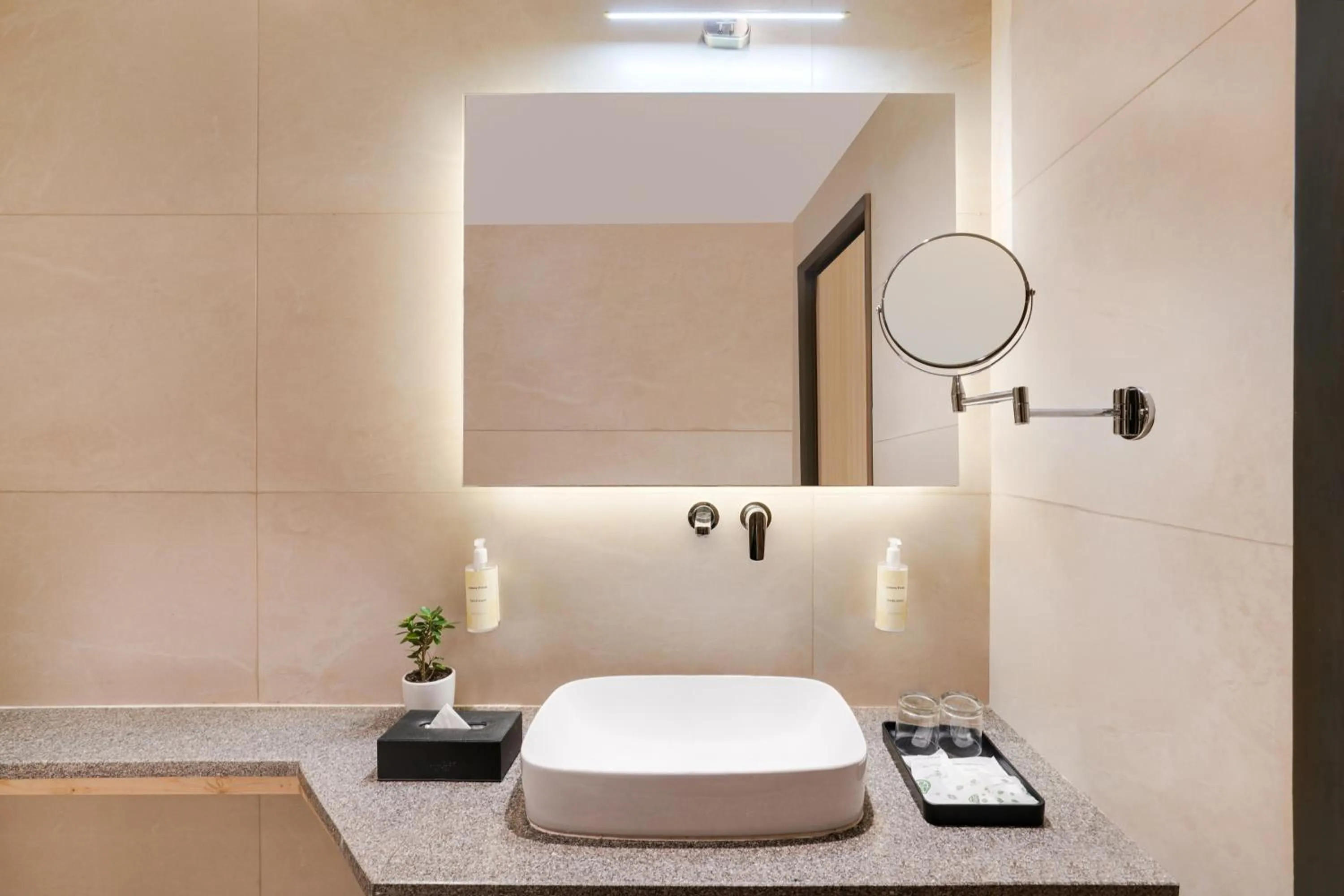 Bathroom in Lemon Tree Hotel, Haridwar