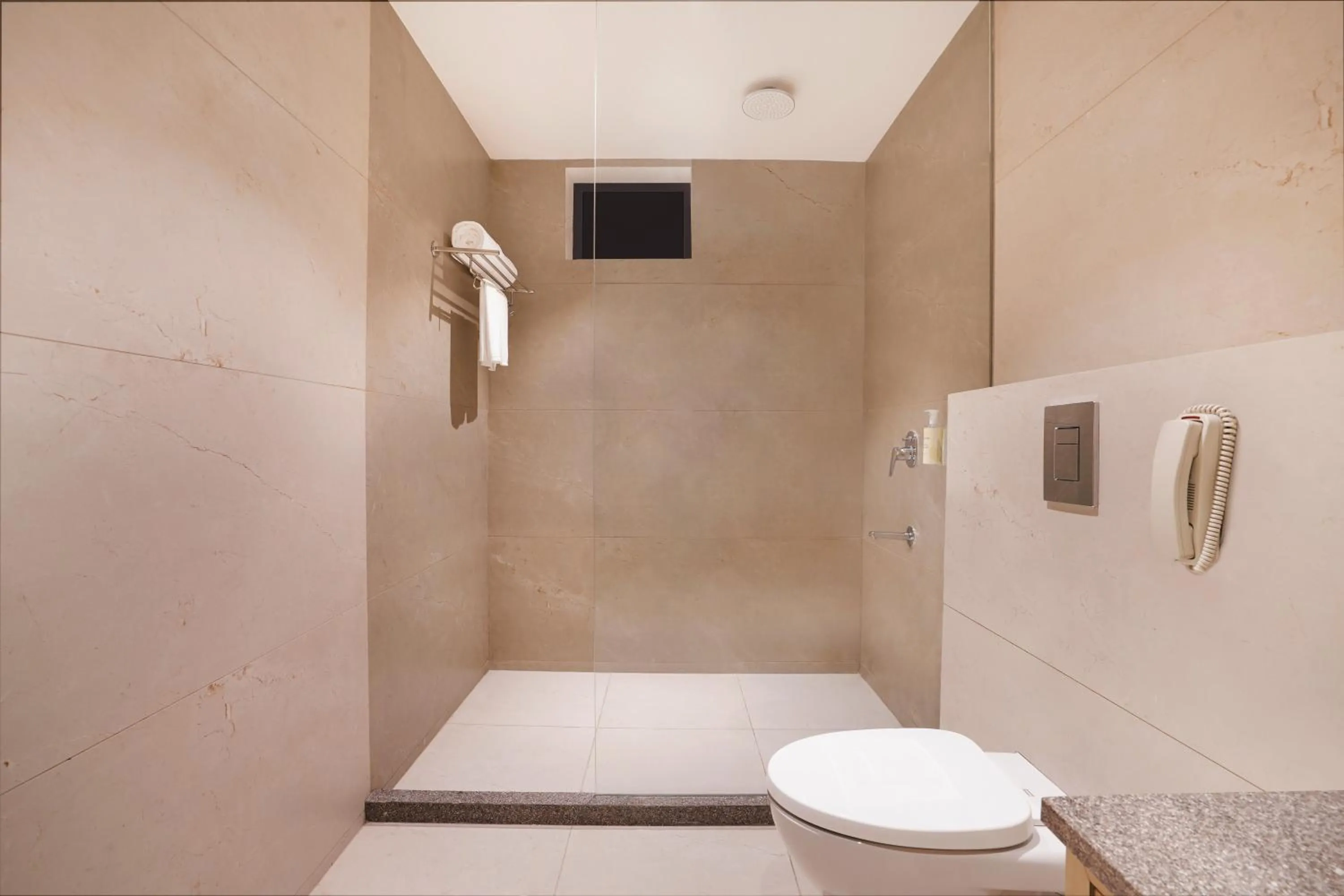 Bathroom in Lemon Tree Hotel, Haridwar