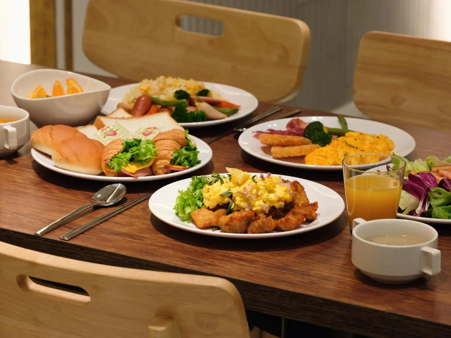 Breakfast in Le Collective Gangnam SAC Roium