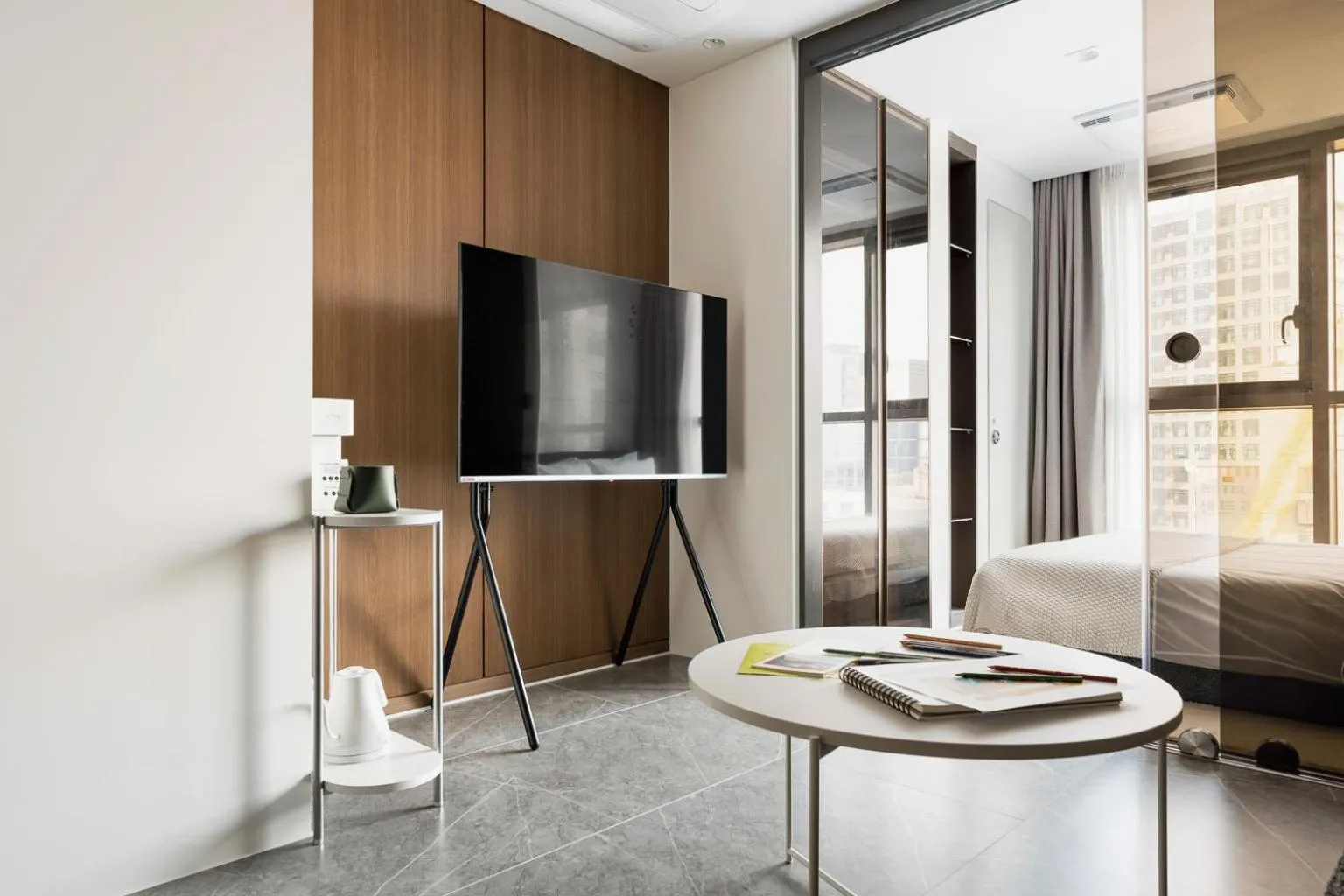 TV and multimedia in Le Collective Gangnam SAC Roium